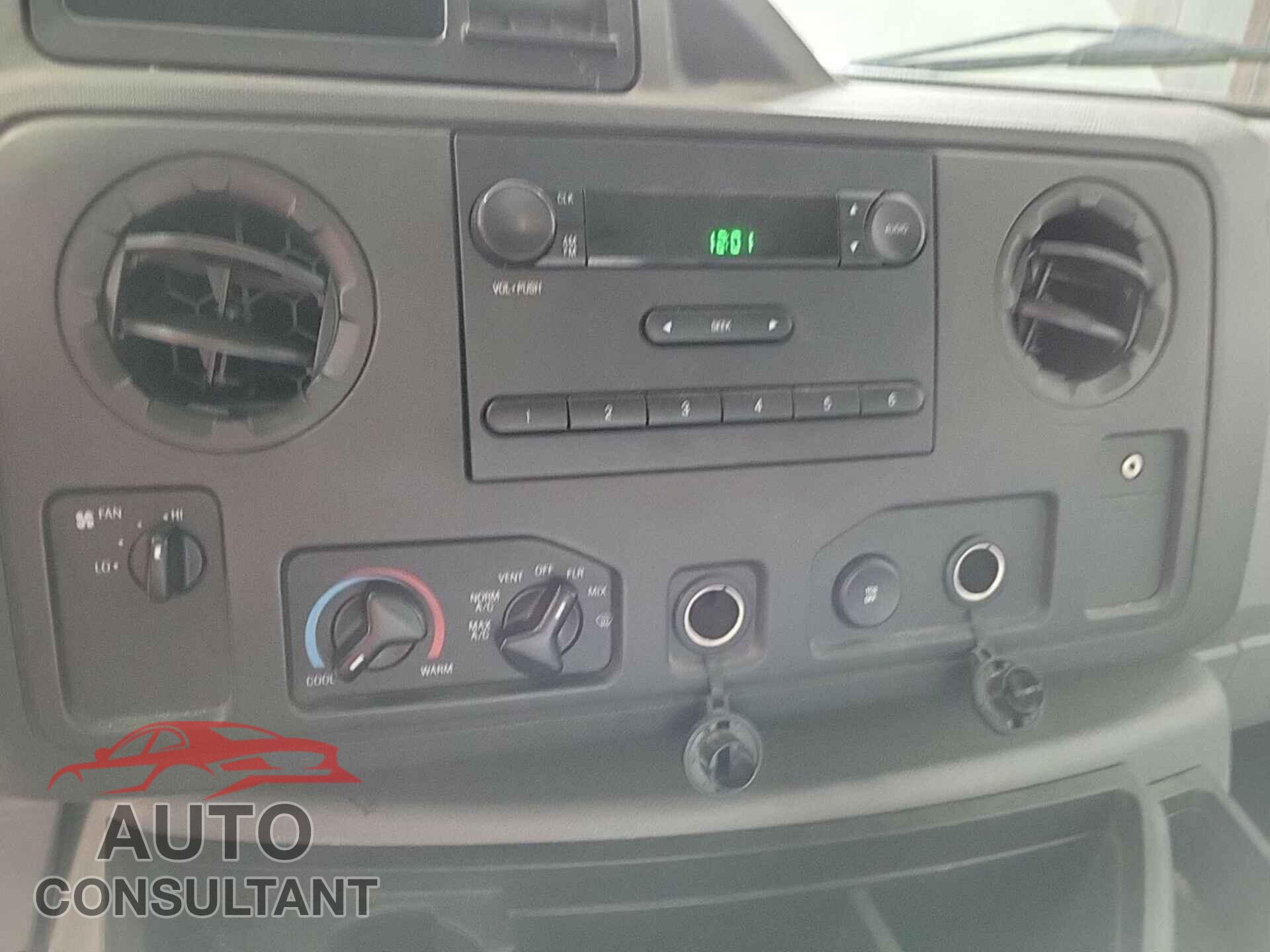 FORD ECONOLINE 2013 - 1FTNE1EW6DDB01438