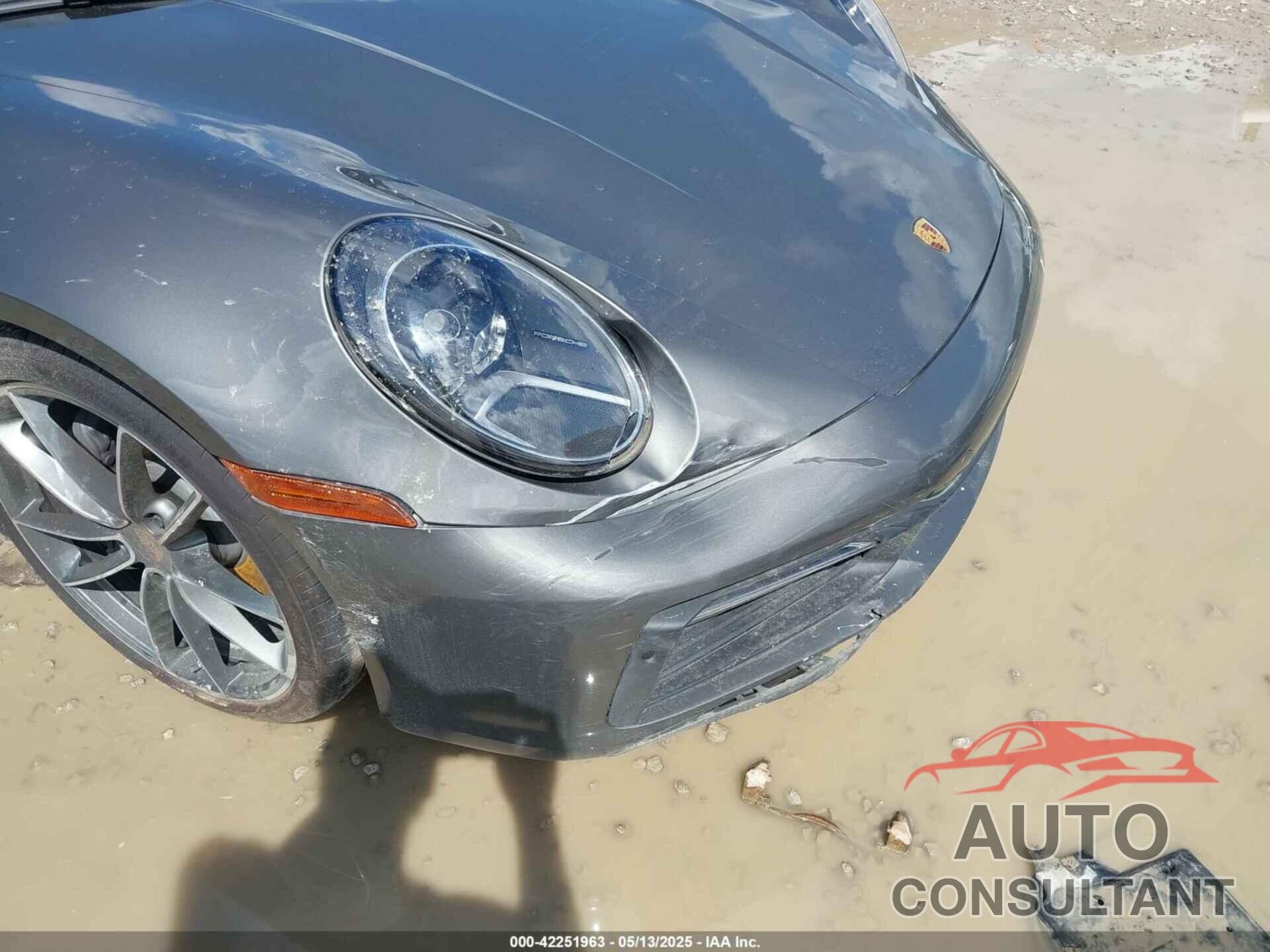 PORSCHE 911 2022 - WP0CA2A98NS236295