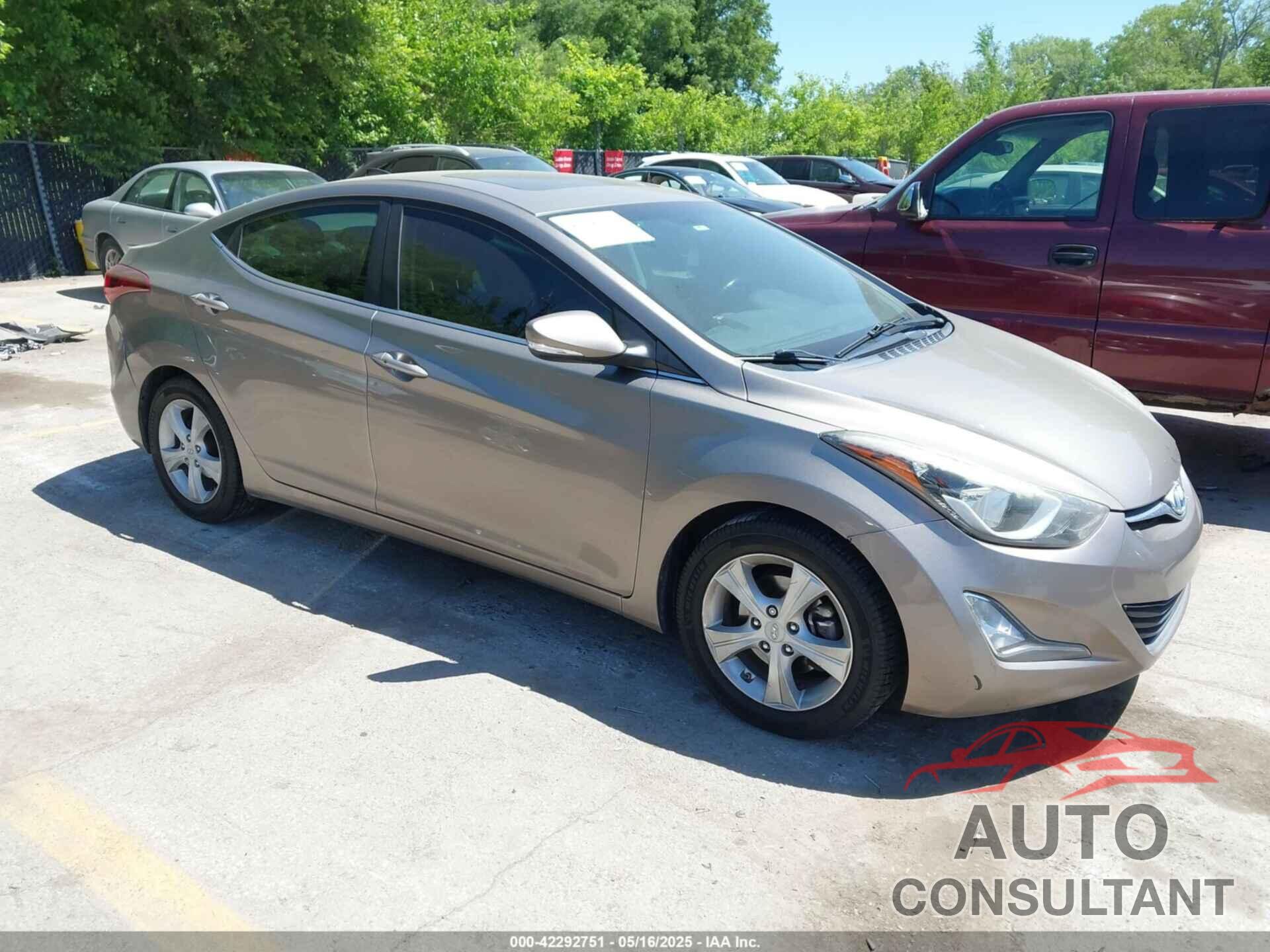 HYUNDAI ELANTRA 2016 - 5NPDH4AE3GH709935