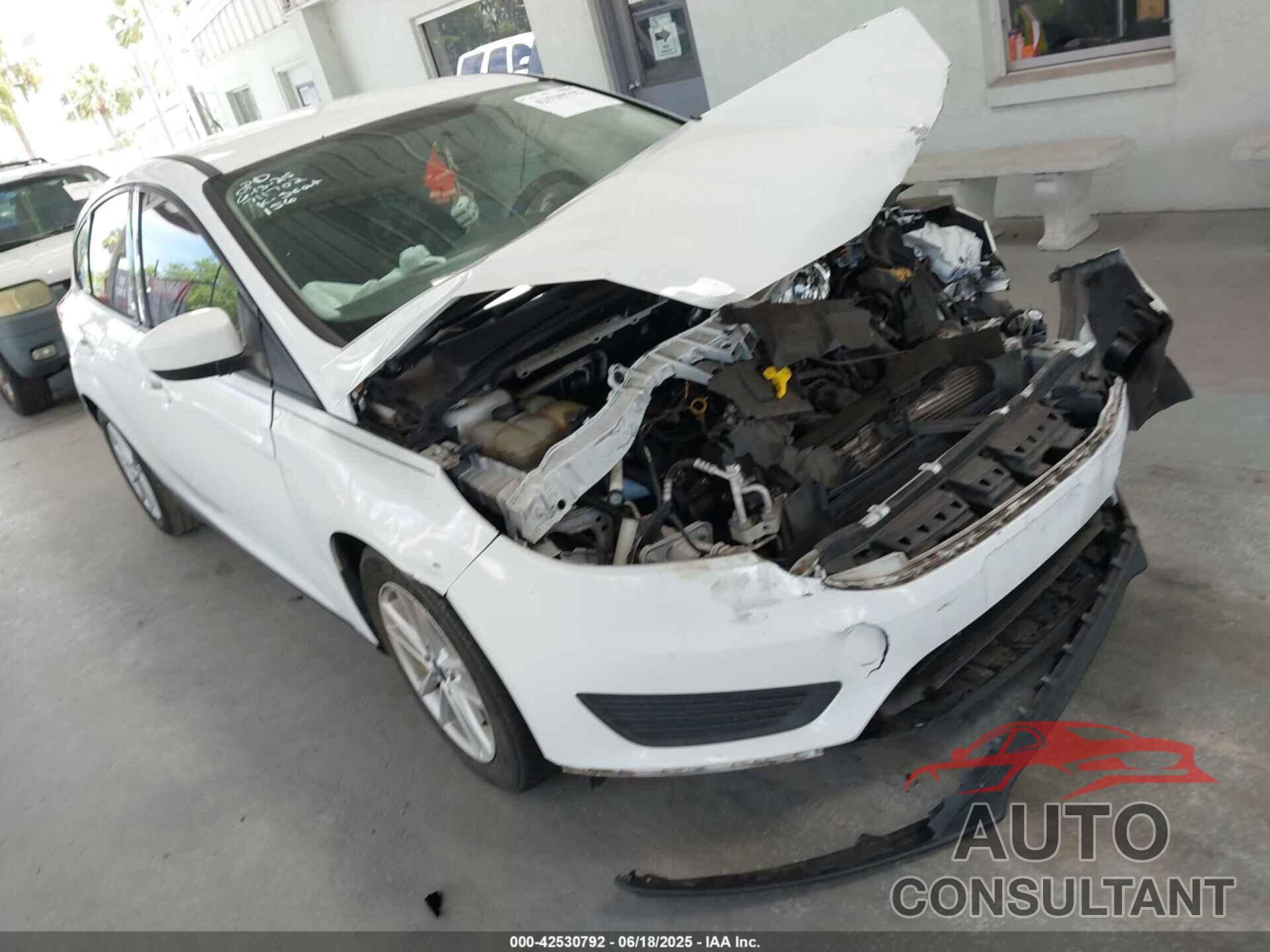 FORD FOCUS 2018 - 1FADP3K27JL206726