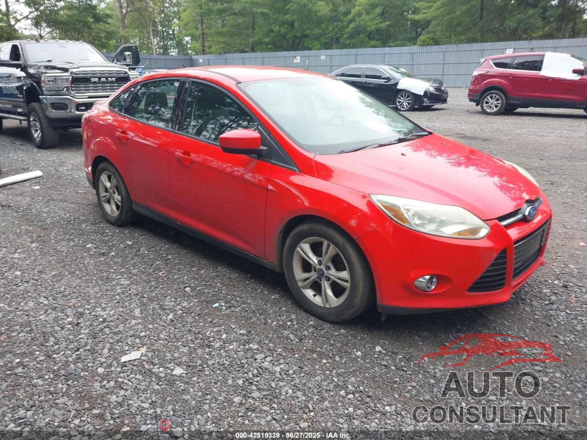 FORD FOCUS 2012 - 1FAHP3F22CL286953