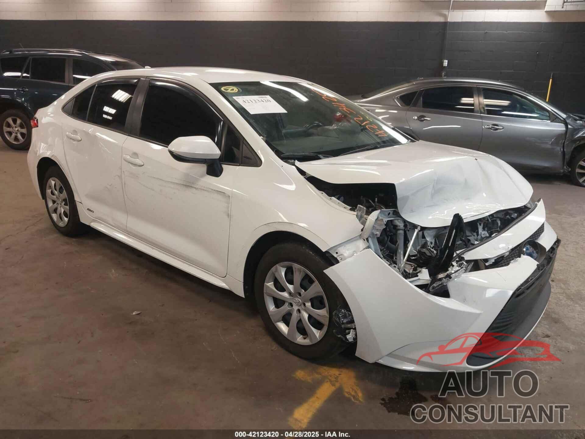 TOYOTA COROLLA 2023 - JTDBDMHE3P3003472
