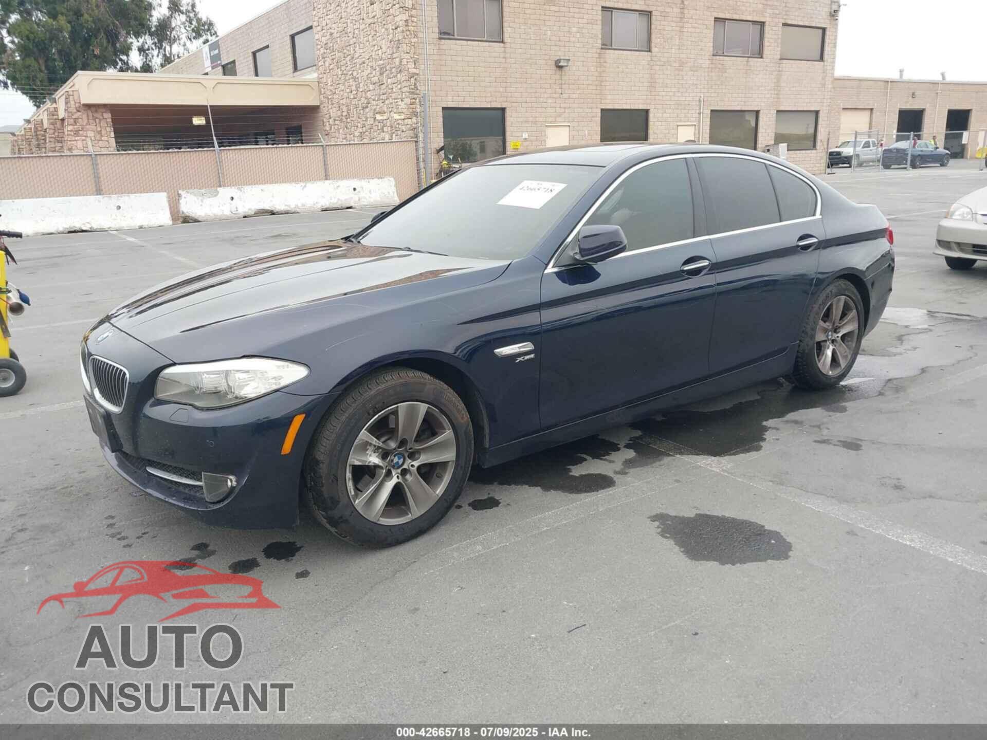 BMW 528I 2012 - WBAXH5C59CDW04734