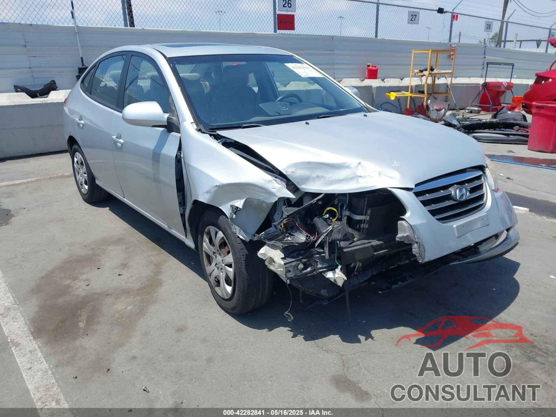 HYUNDAI ELANTRA 2009 - KMHDU46D89U716718