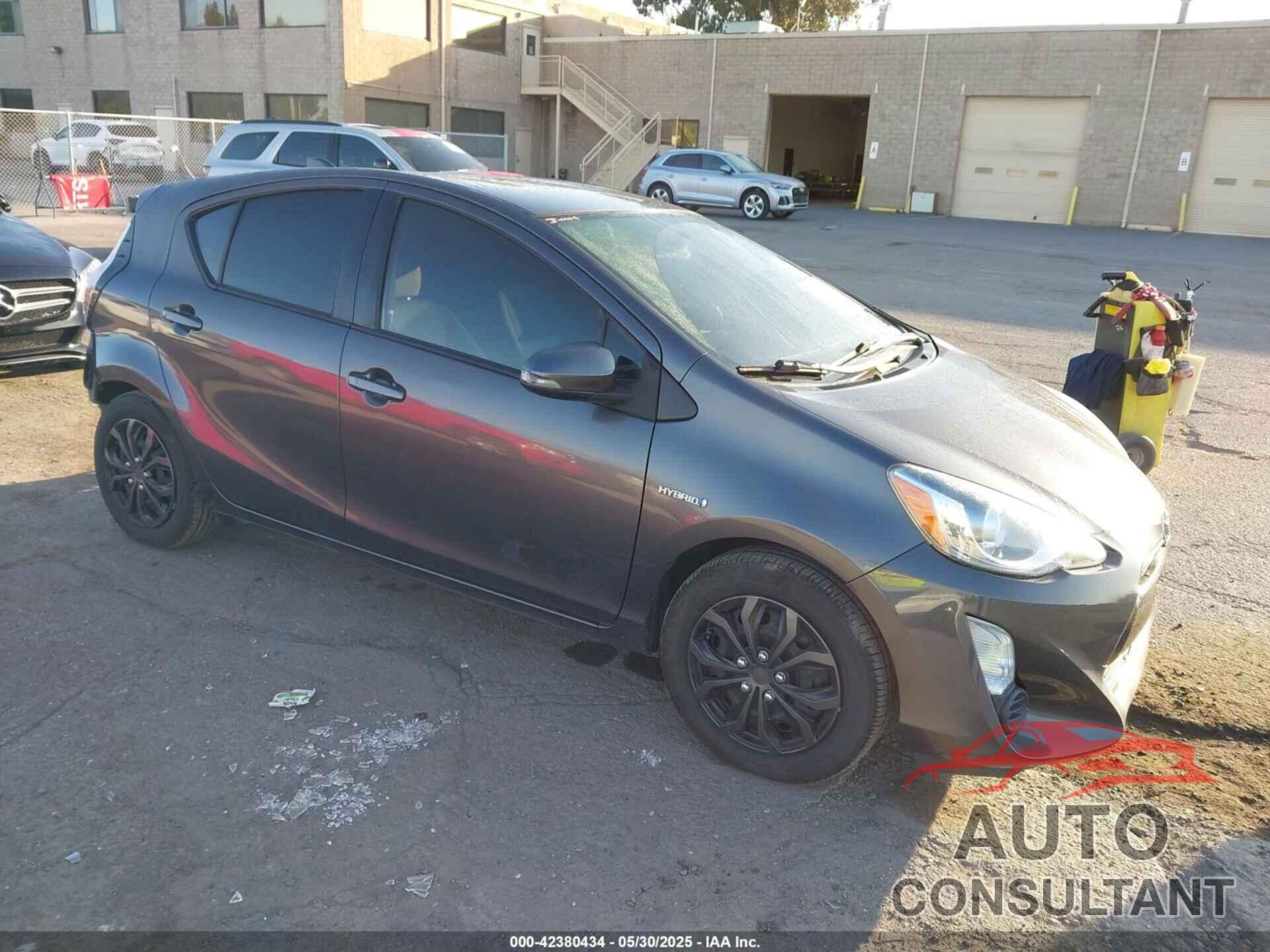 TOYOTA PRIUS C 2015 - JTDKDTB36F1585773