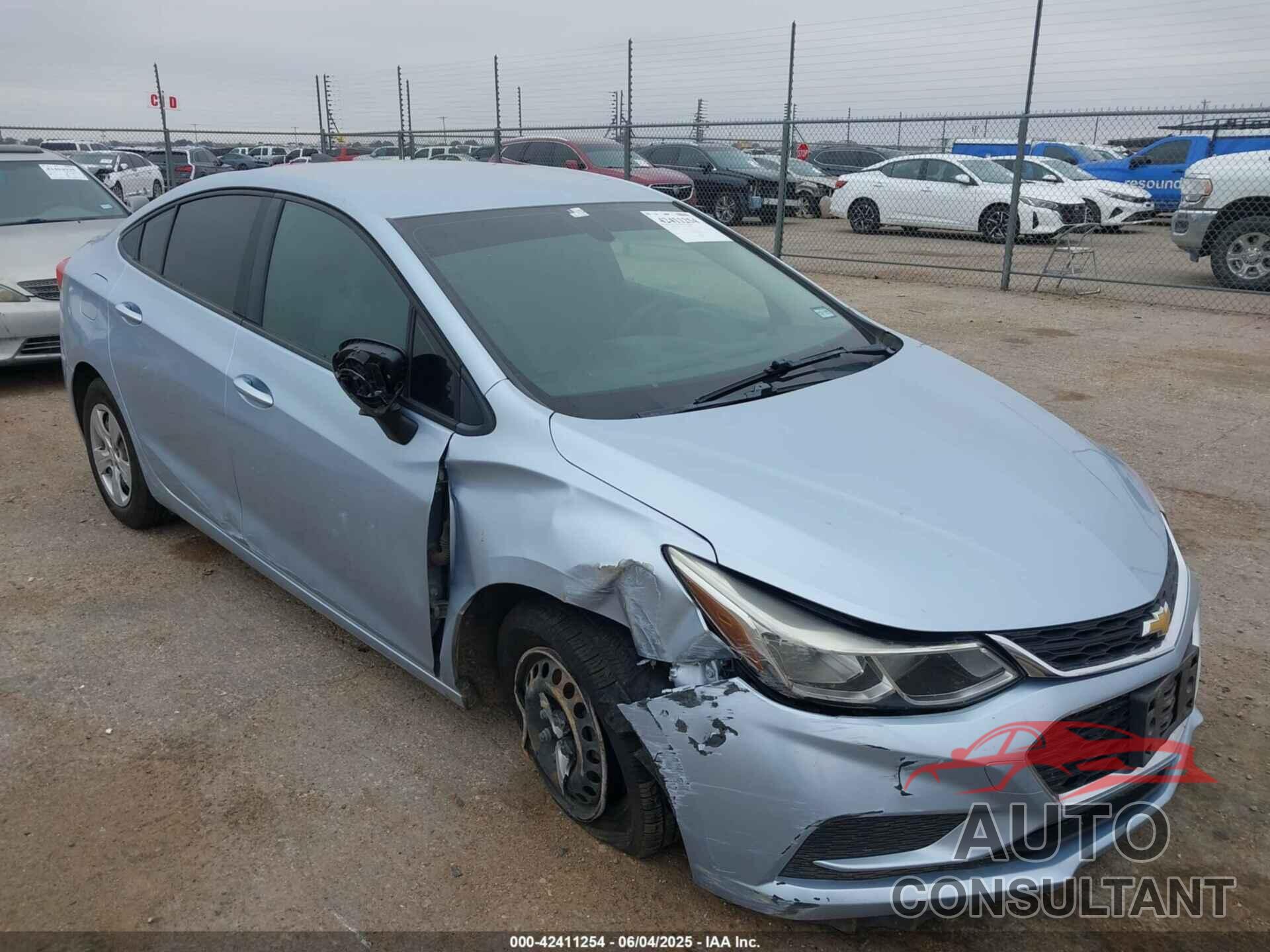 CHEVROLET CRUZE 2018 - 1G1BC5SMXJ7185771