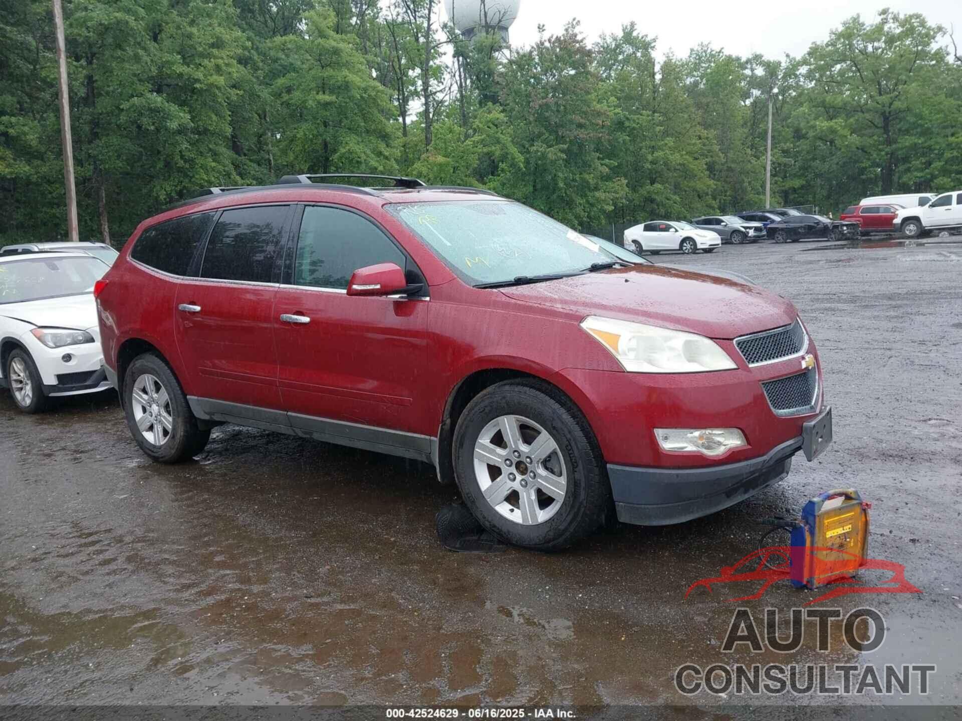 CHEVROLET TRAVERSE 2011 - 1GNKVJED5BJ320186