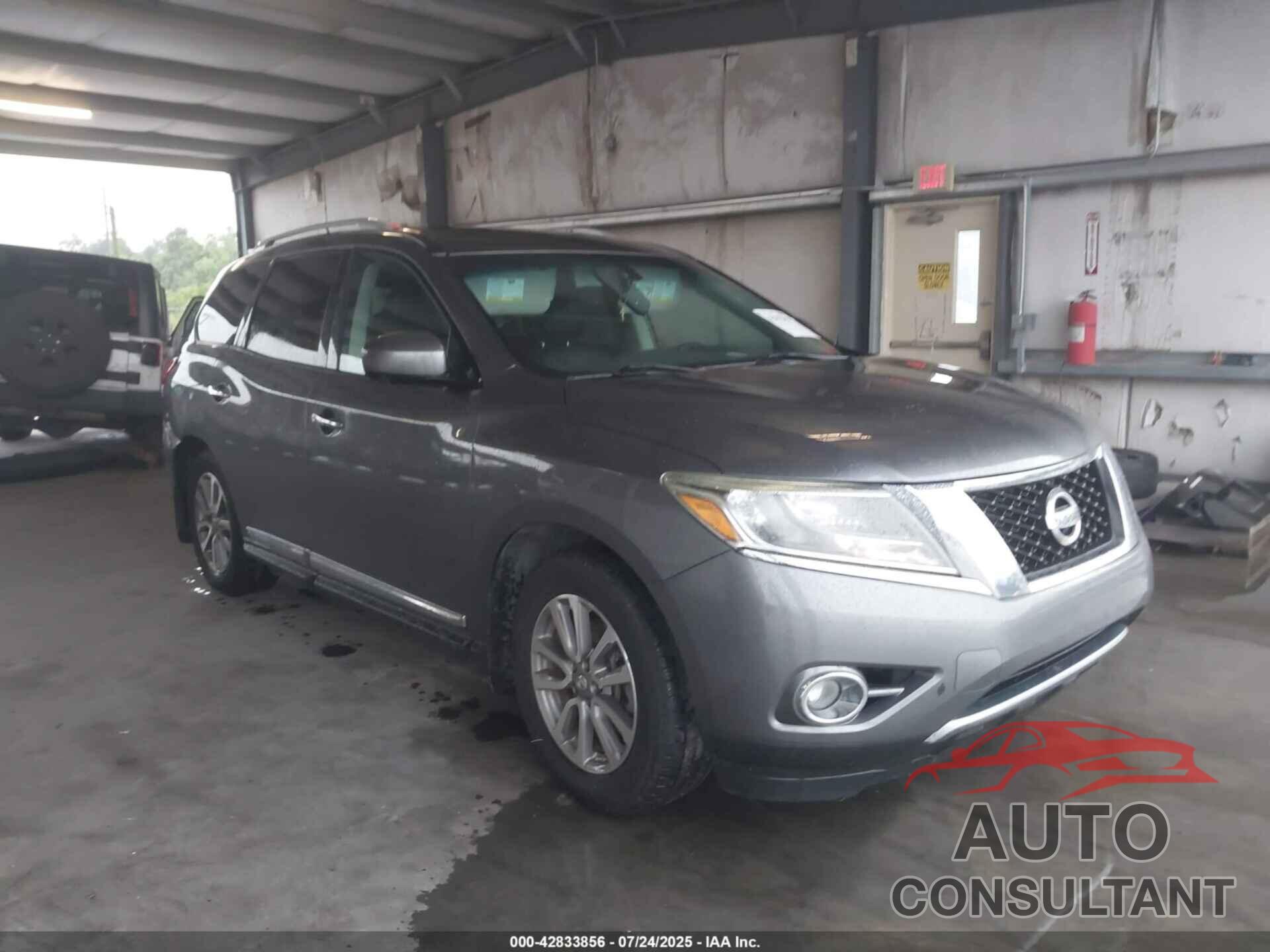 NISSAN PATHFINDER 2015 - 5N1AR2MN9FC633045