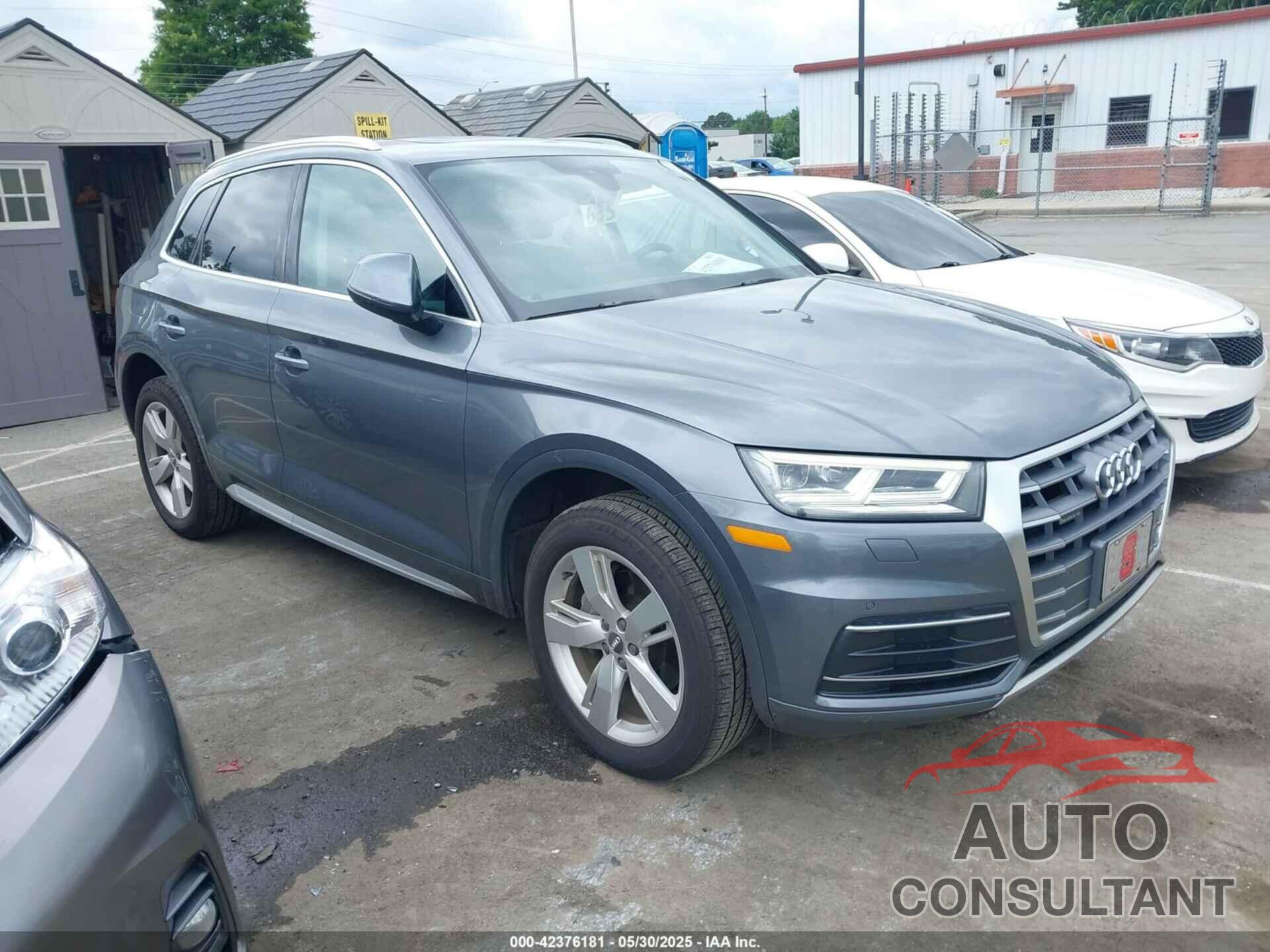 AUDI Q5 2018 - WA1BNAFY9J2051736
