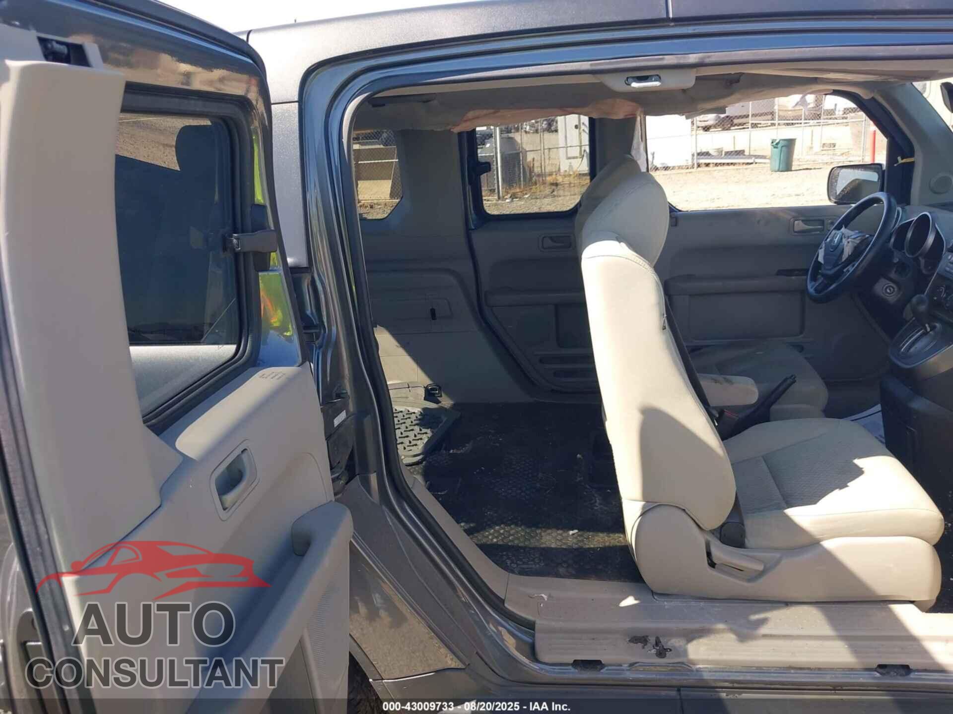 HONDA ELEMENT 2011 - 5J6YH2H77BL002753