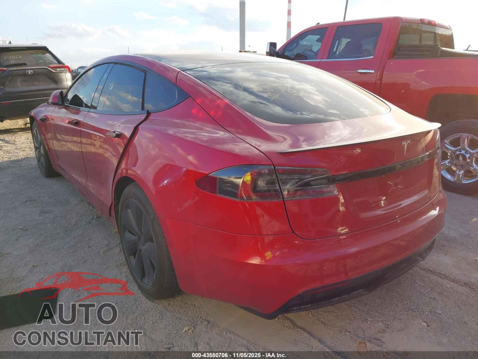 TESLA MODEL S 2021 - 5YJSA1E53MF455903