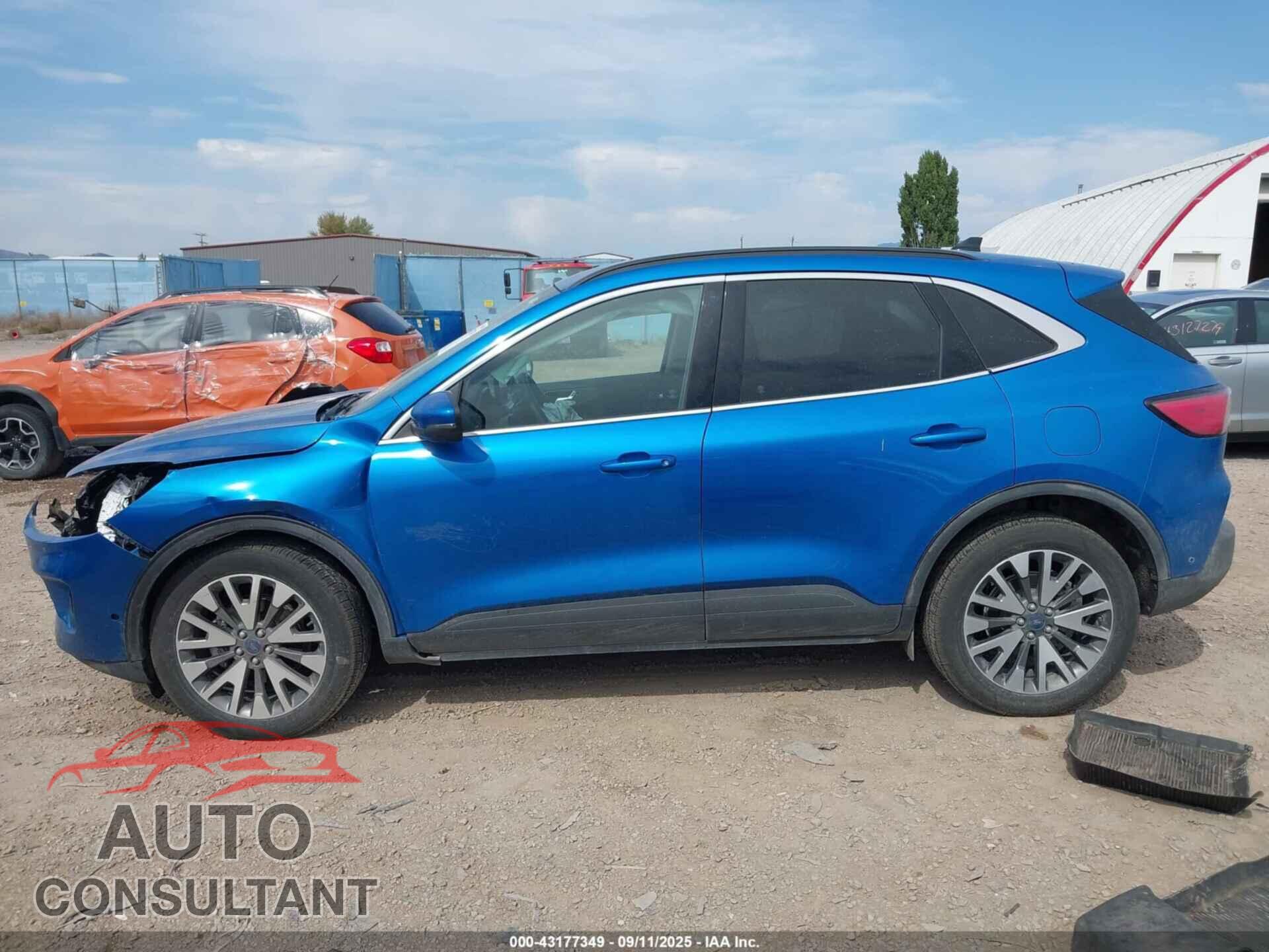 FORD ESCAPE 2020 - 1FMCU9J97LUA37025