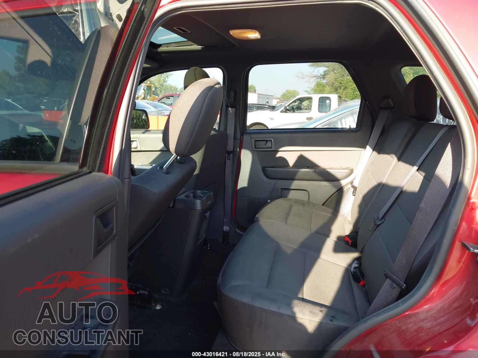 FORD ESCAPE 2012 - 1FMCU0DG9CKC28897