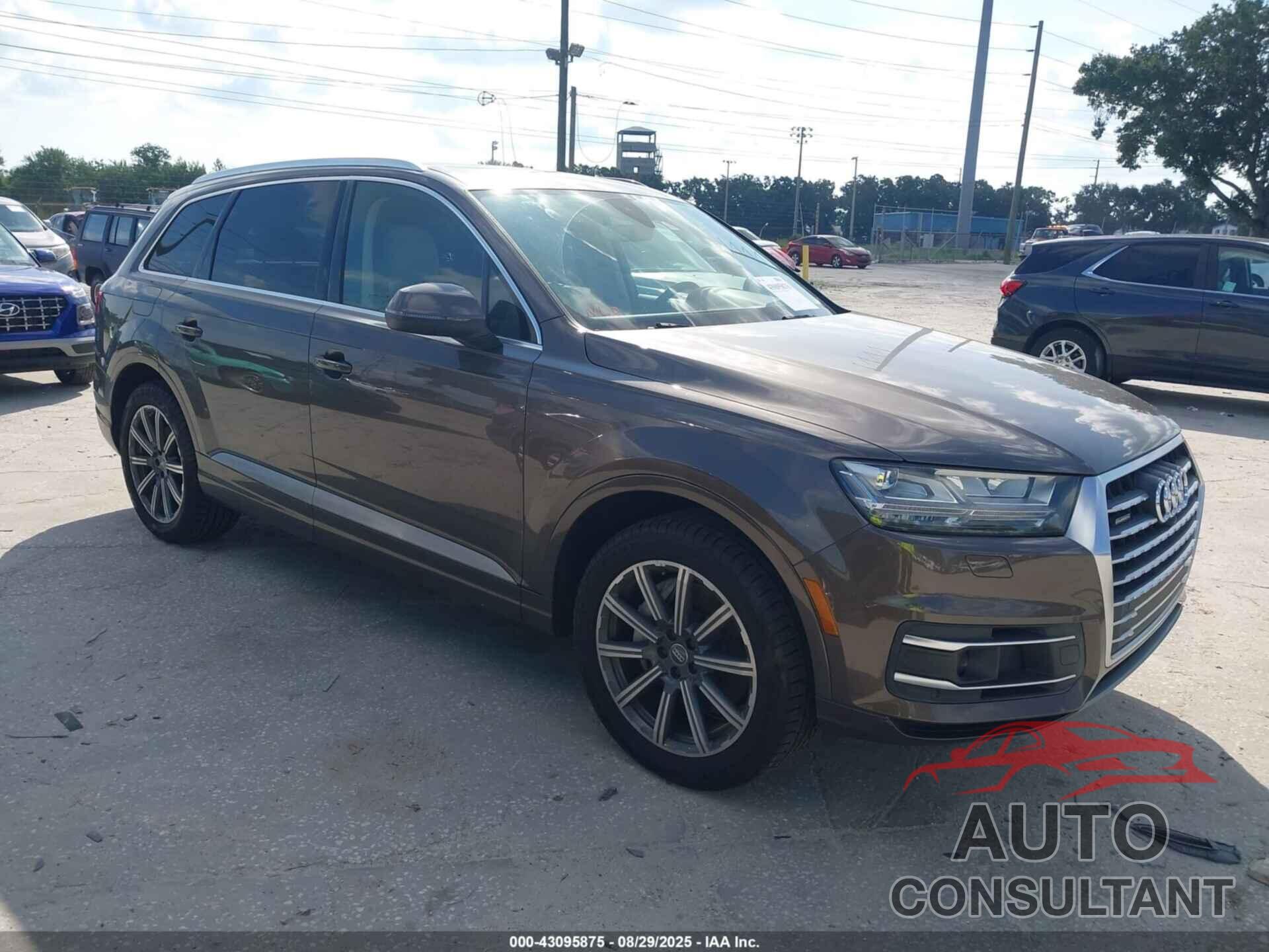 AUDI Q7 2017 - WA1LAAF73HD011139