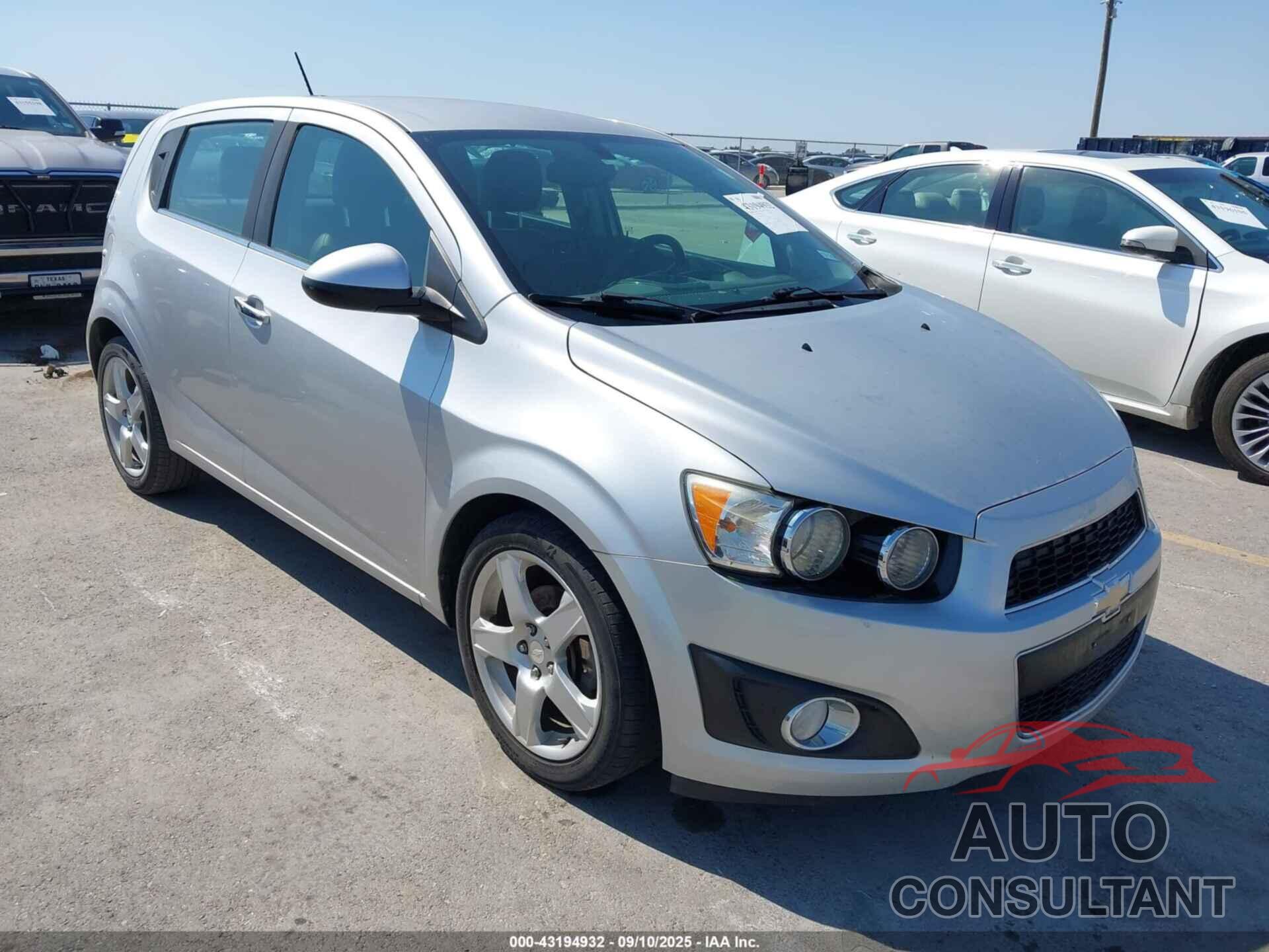 CHEVROLET SONIC 2015 - 1G1JE6SBXF4187863