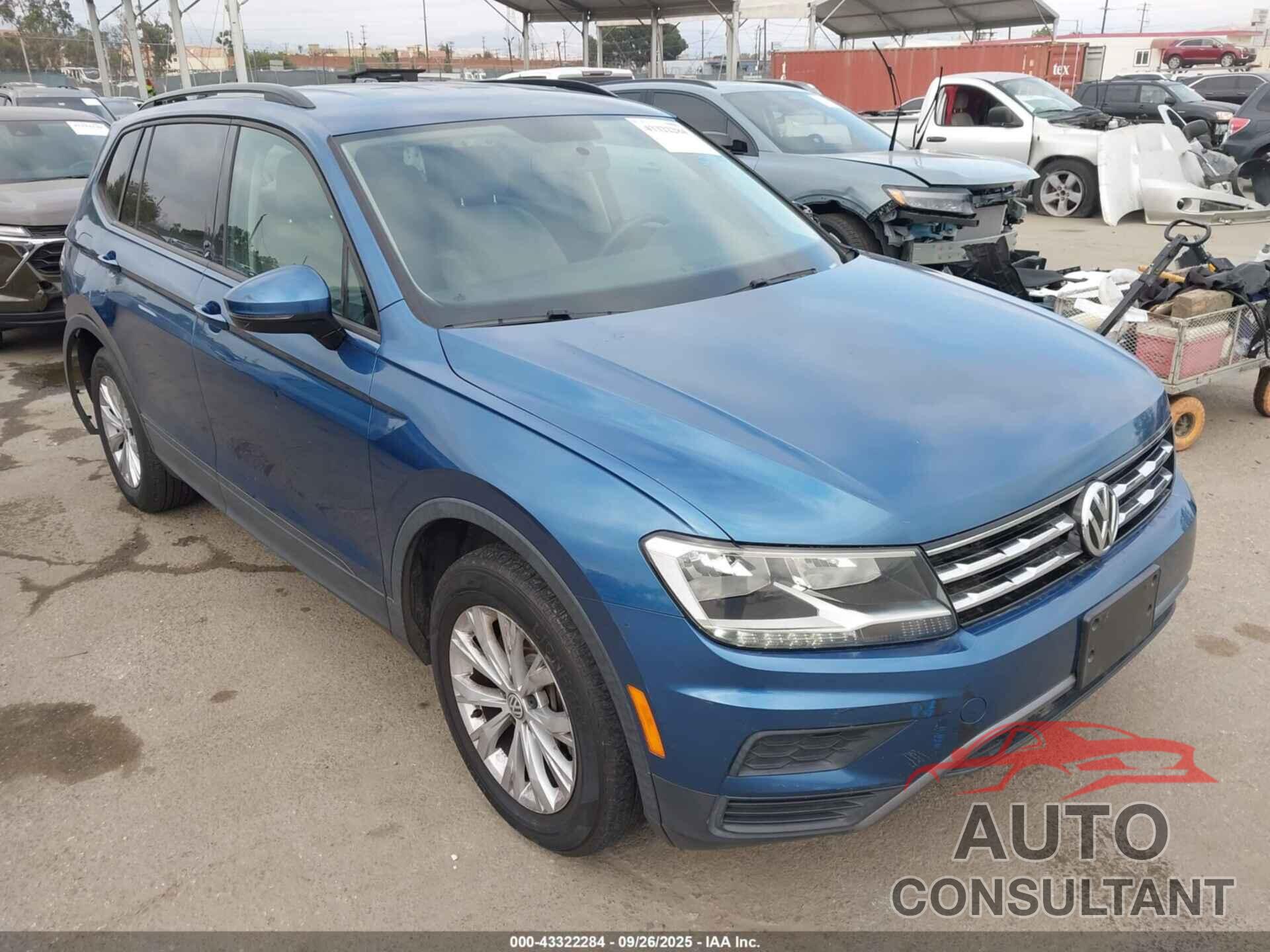VOLKSWAGEN TIGUAN 2018 - 3VV1B7AXXJM057843