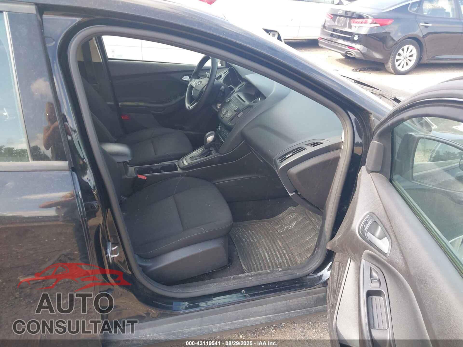 FORD FOCUS 2017 - 1FADP3K29HL259194
