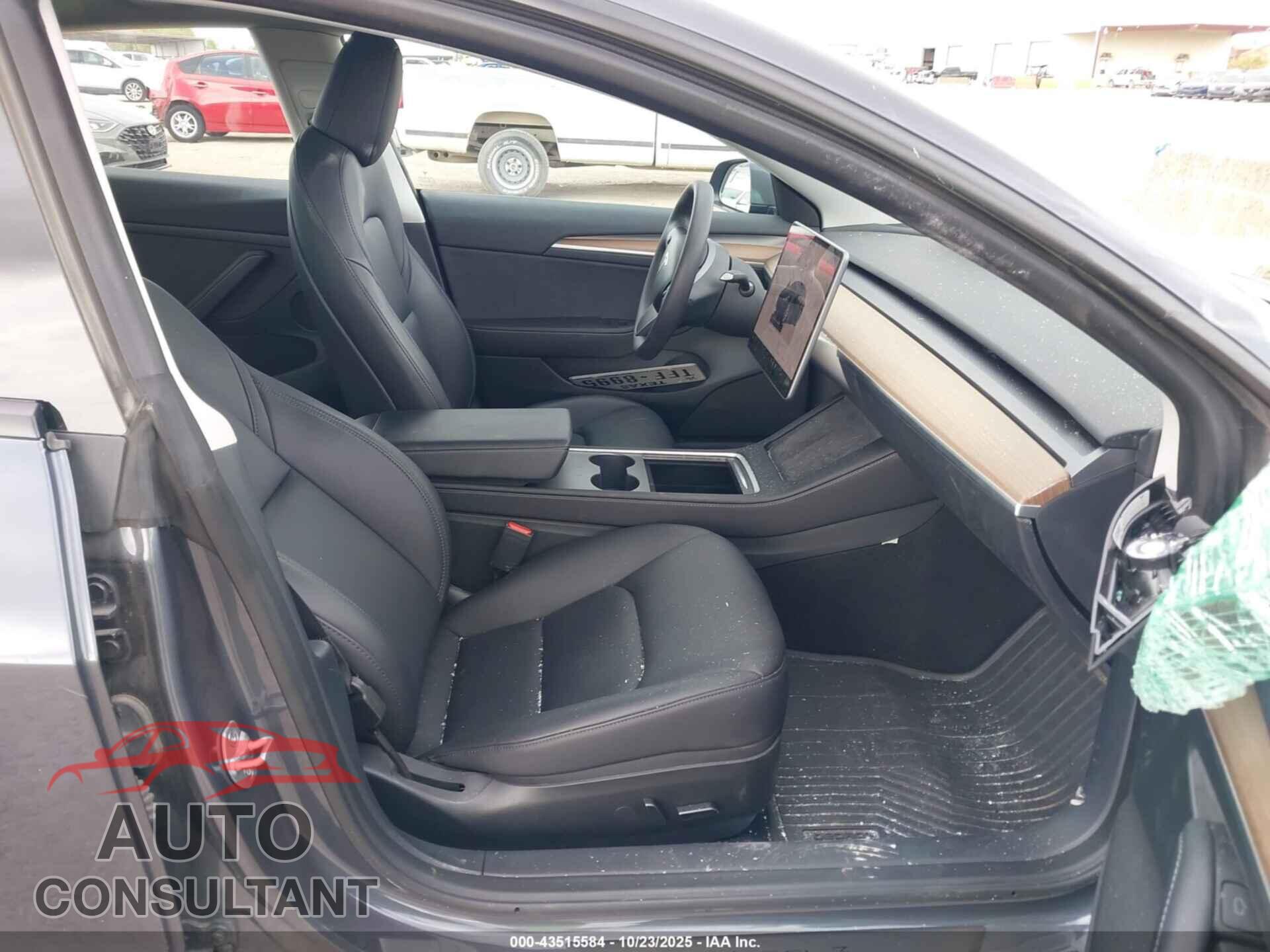 TESLA MODEL 3 2023 - 5YJ3E1EA2PF610256