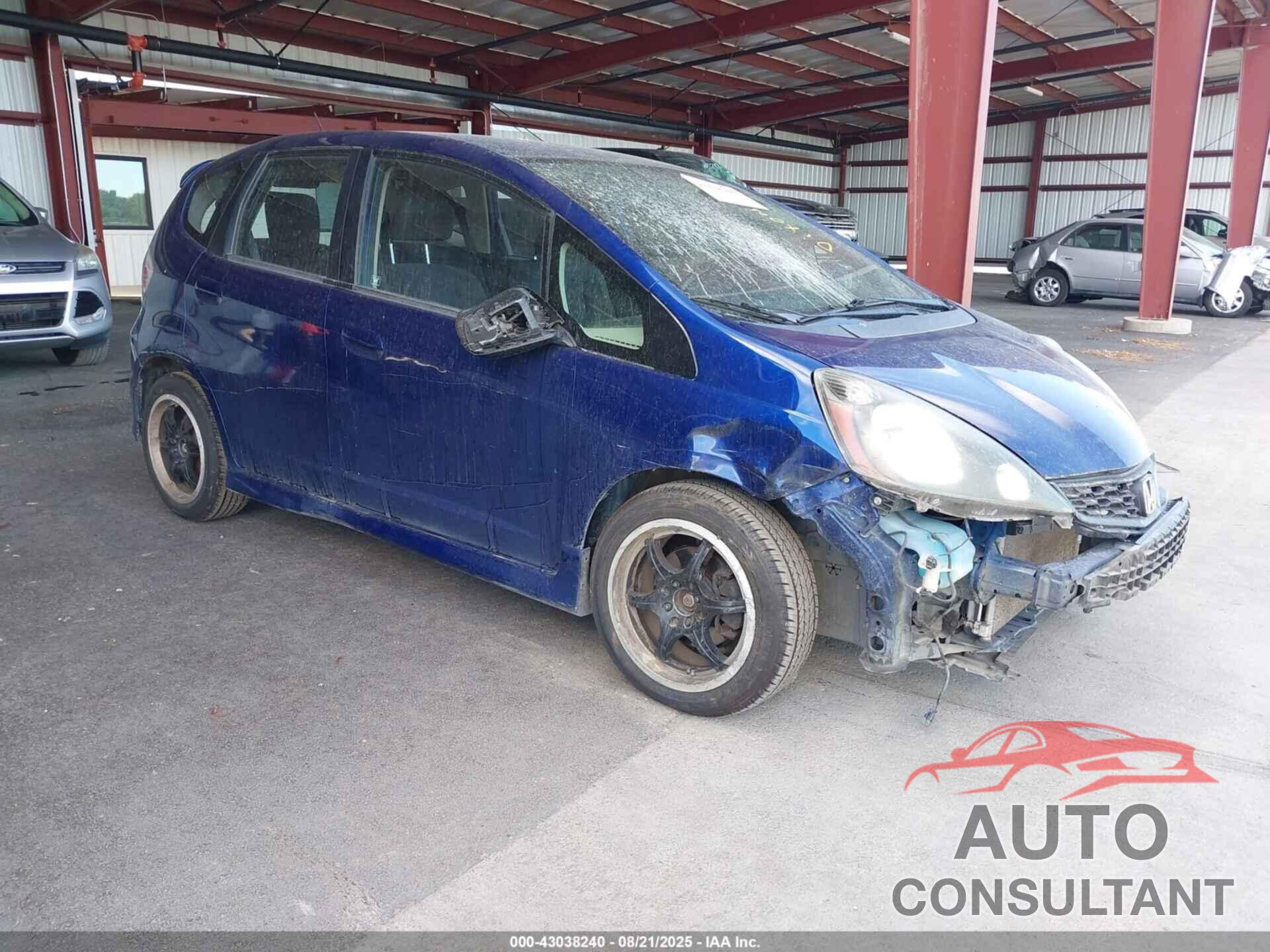 HONDA FIT 2013 - JHMGE8H50DC067036