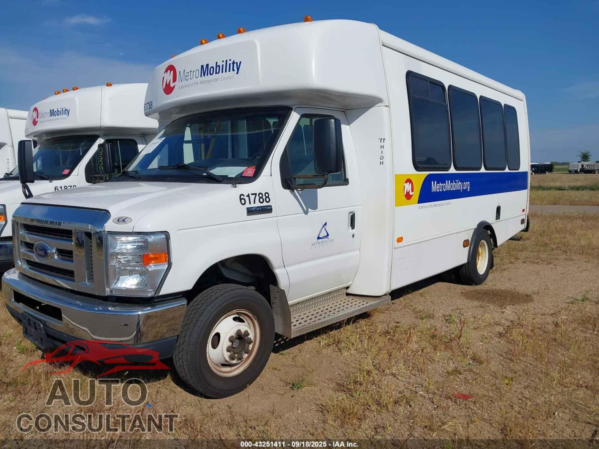 FORD E-450 CUTAWAY 2019 - 1FDFE4FS7KDC56140