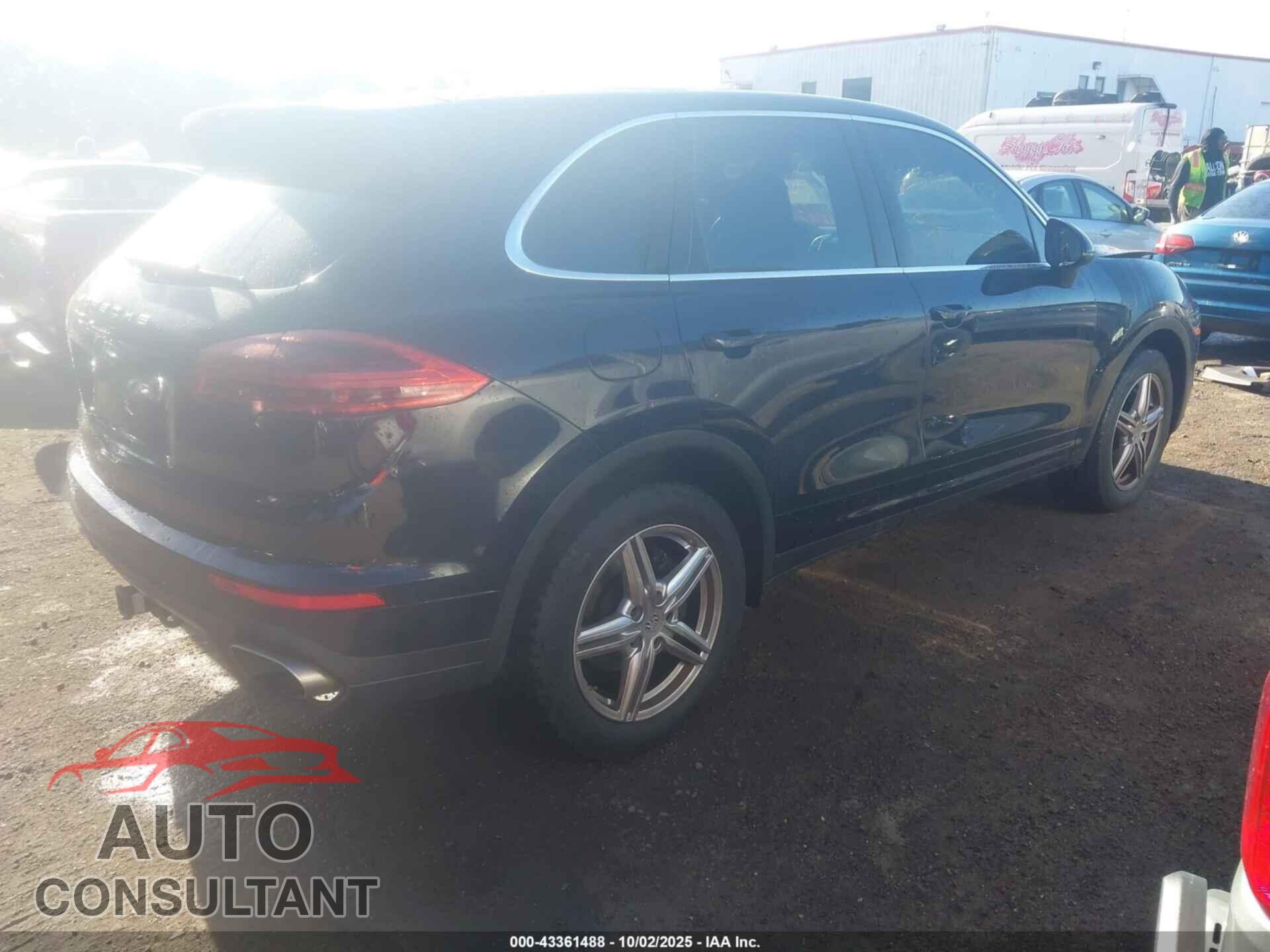 PORSCHE CAYENNE 2016 - WP1AA2A26GLA03604