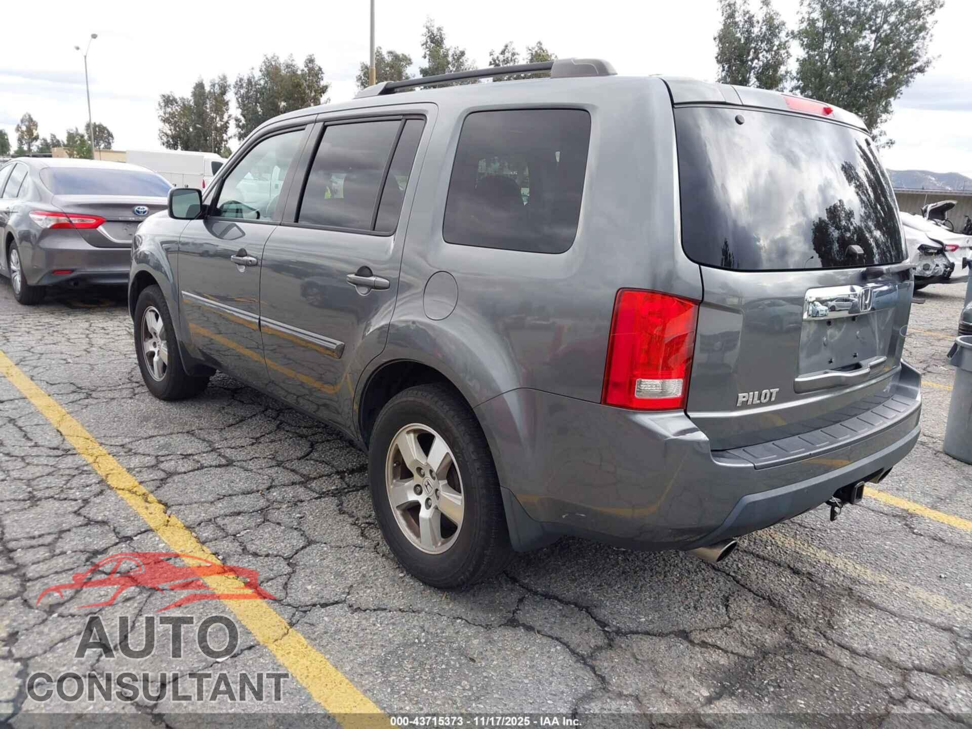 HONDA PILOT 2011 - 5FNYF3H74BB057956