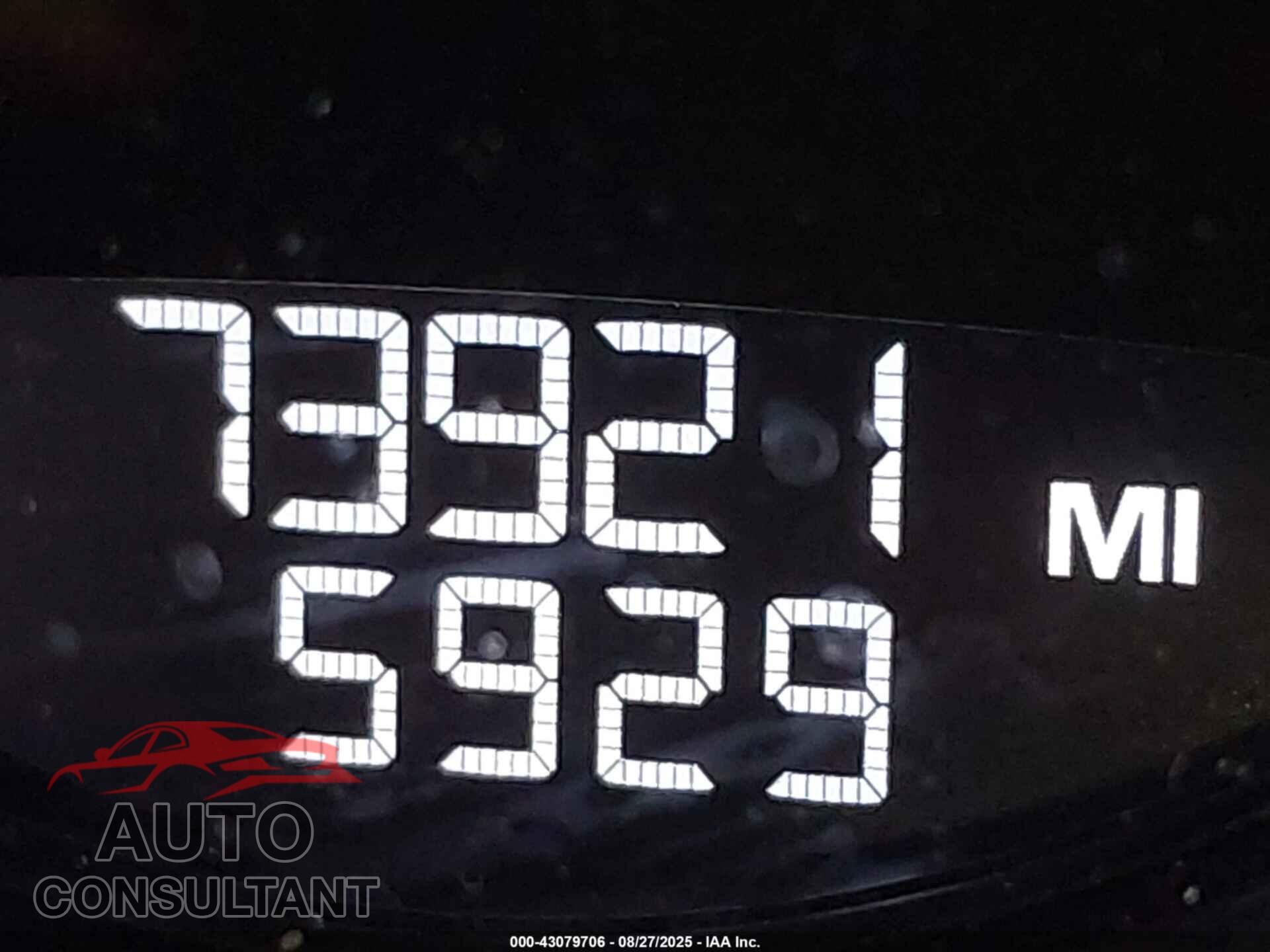 PORSCHE MACAN 2017 - WP1AA2A57HLB82618