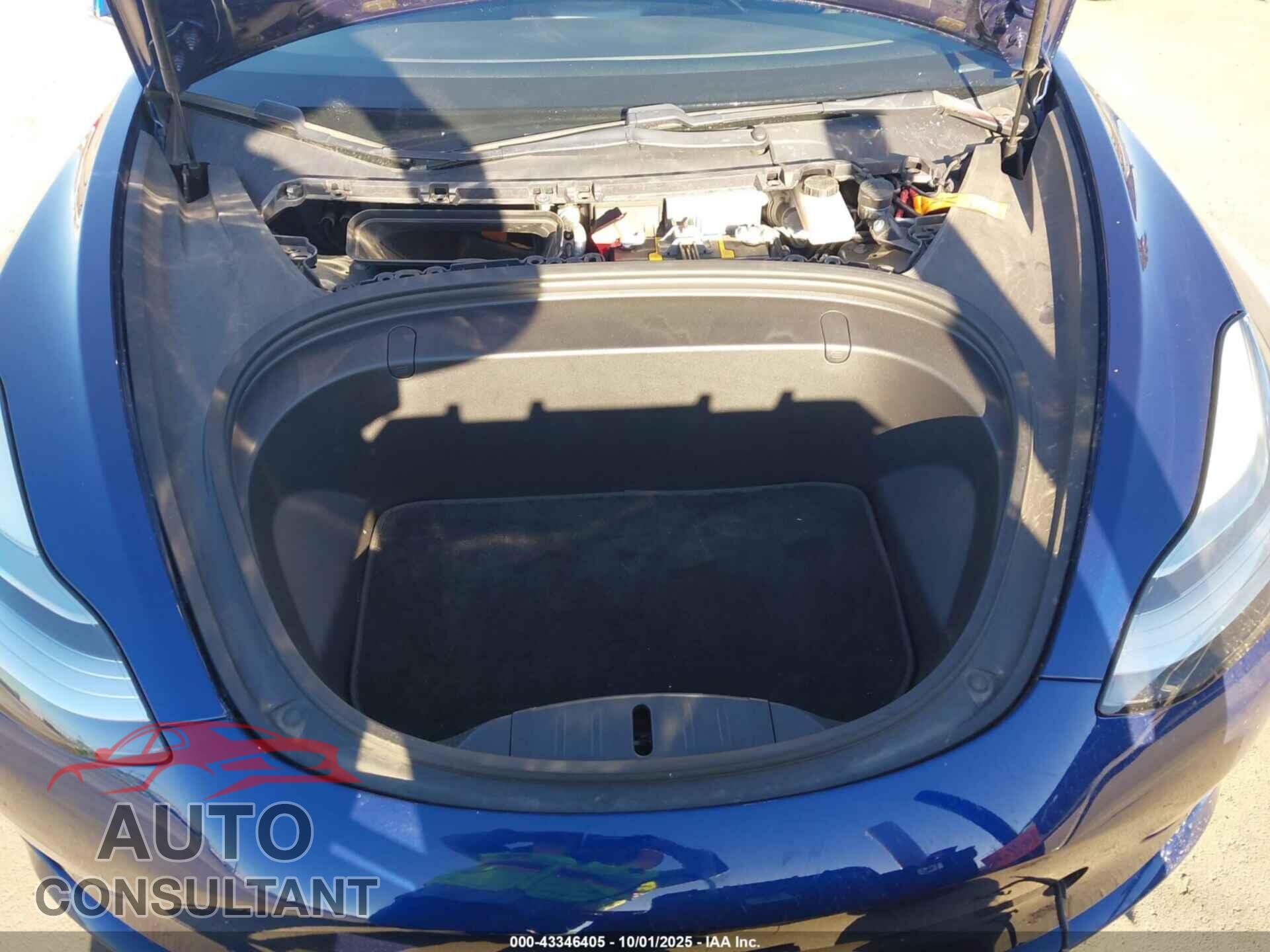 TESLA MODEL 3 2018 - 5YJ3E1EA8JF012275
