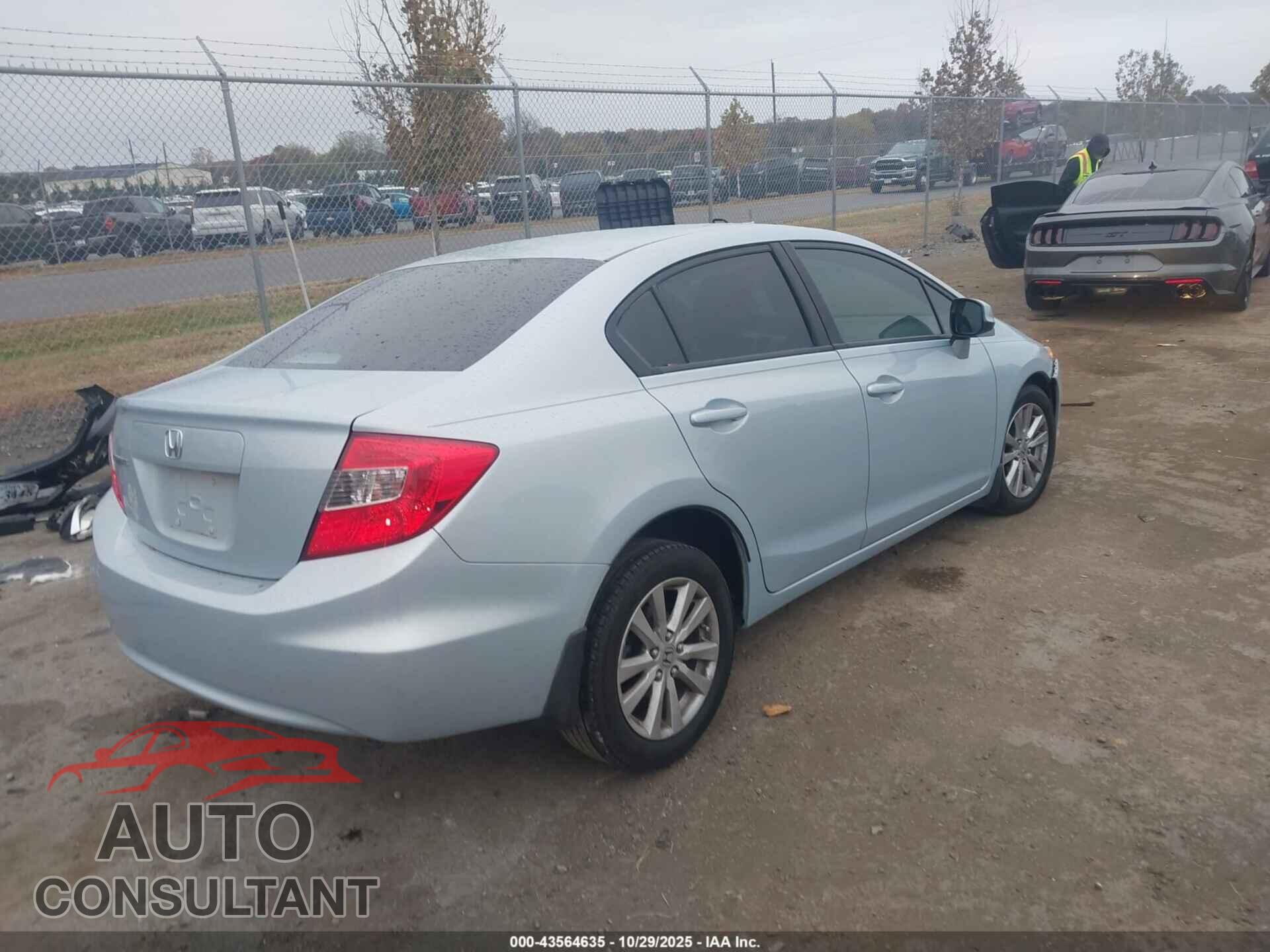 HONDA CIVIC 2012 - 2HGFB2F96CH517830