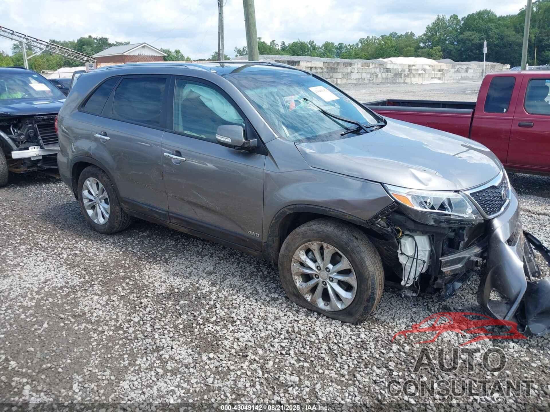 KIA SORENTO 2014 - 5XYKUDA76EG497654
