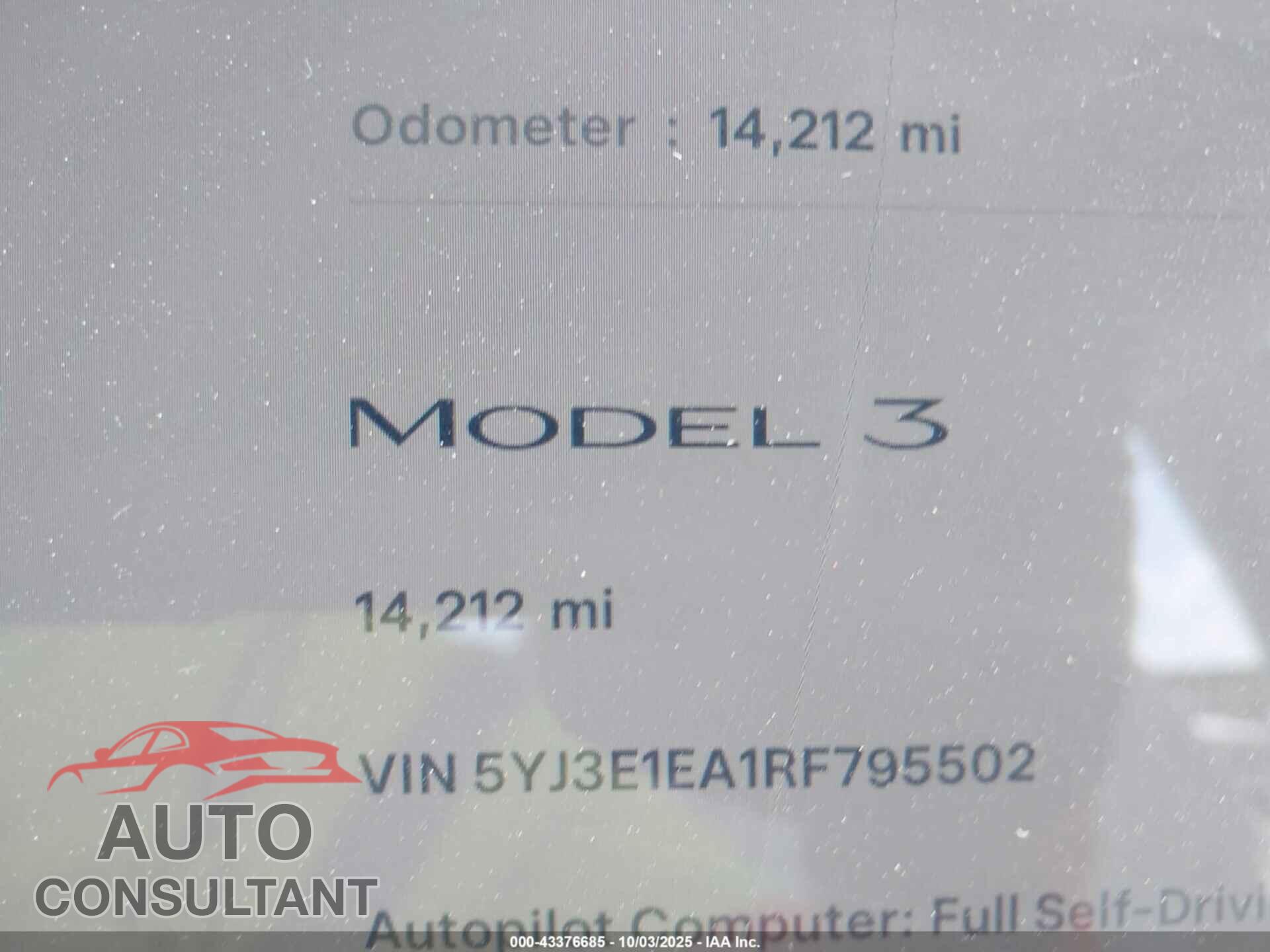TESLA MODEL 3 2024 - 5YJ3E1EA1RF795502