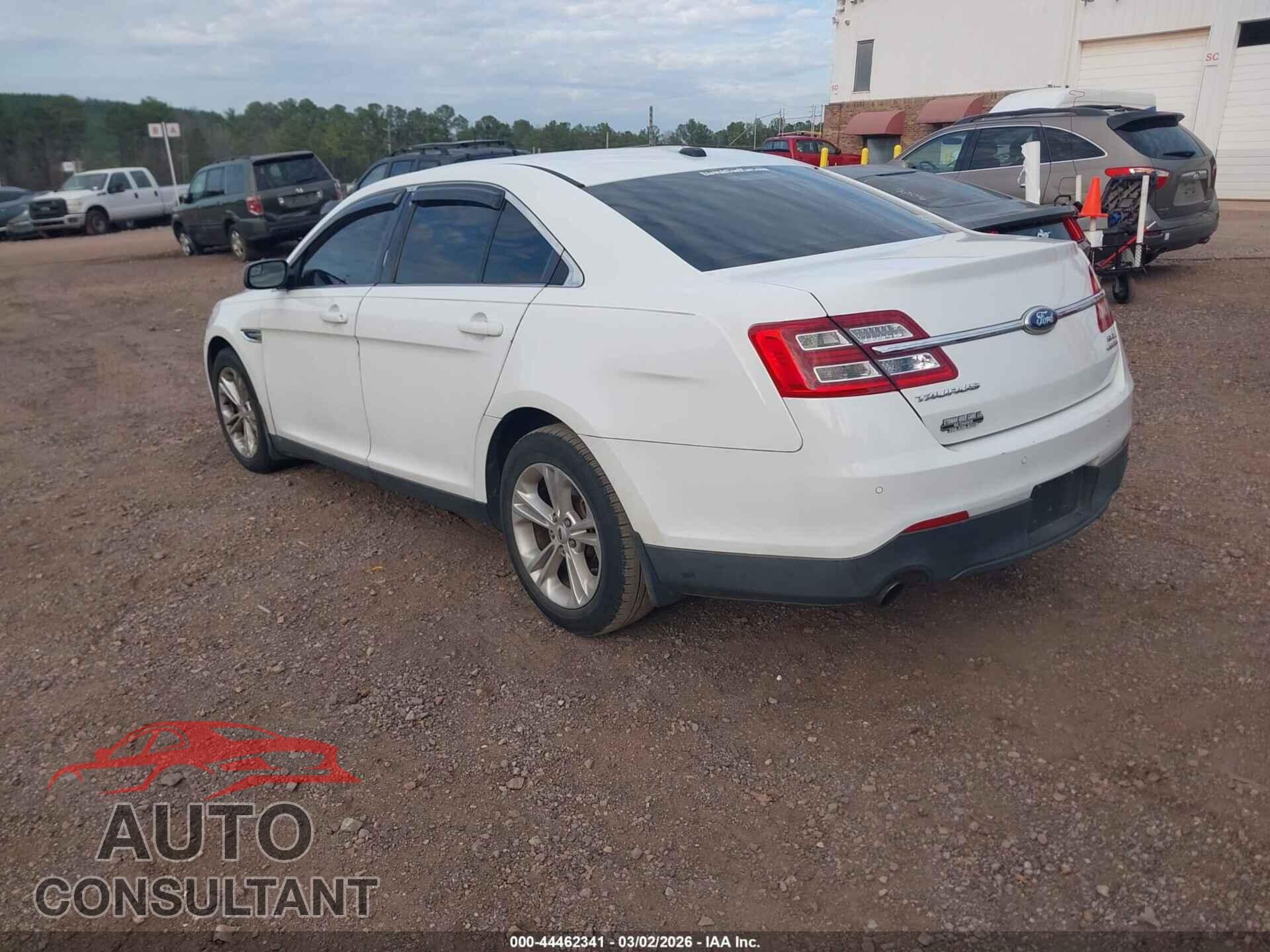FORD TAURUS 2013 - 1FAHP2E81DG161064
