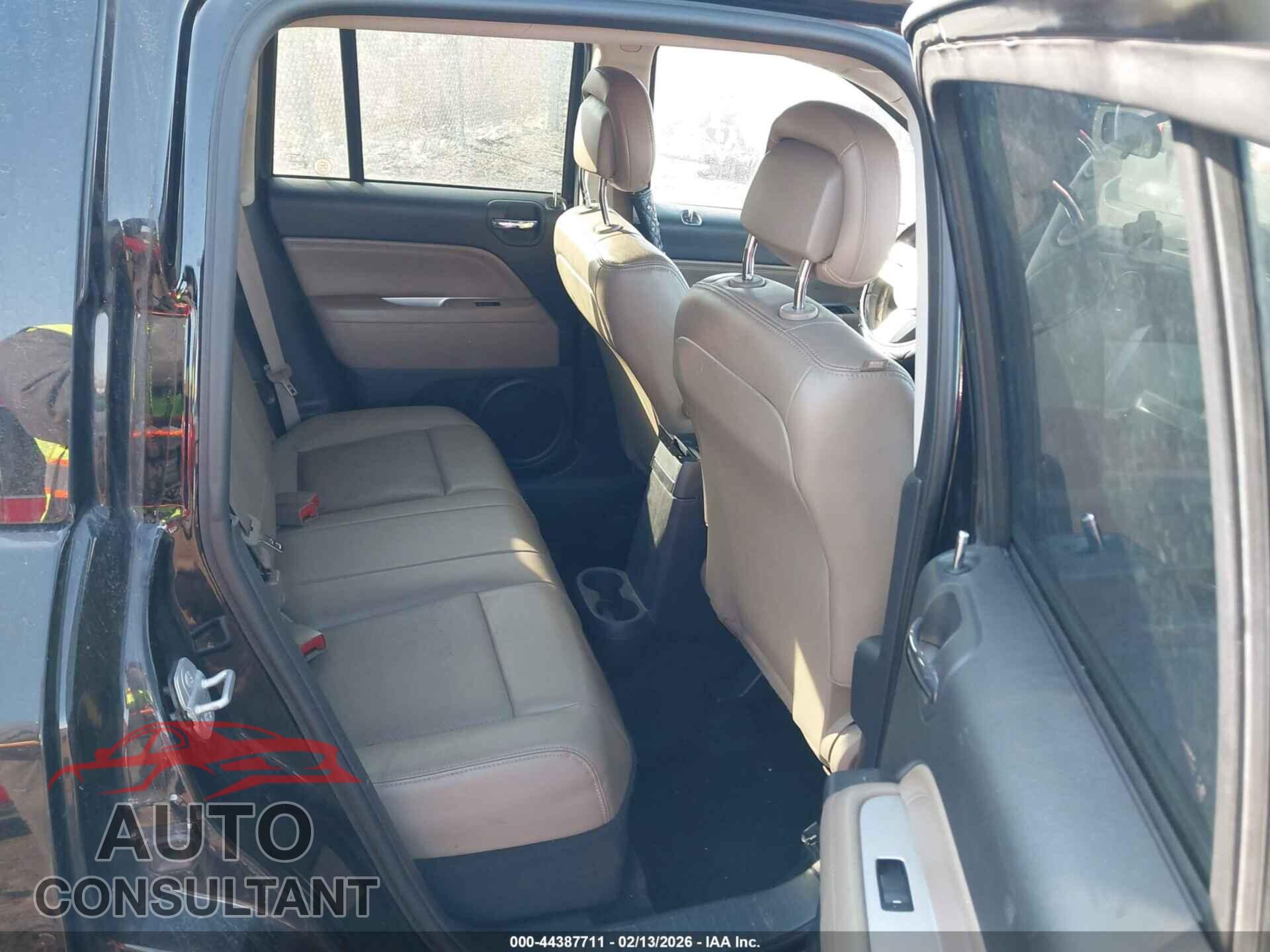JEEP COMPASS 2015 - 1C4NJCEA8FD126355