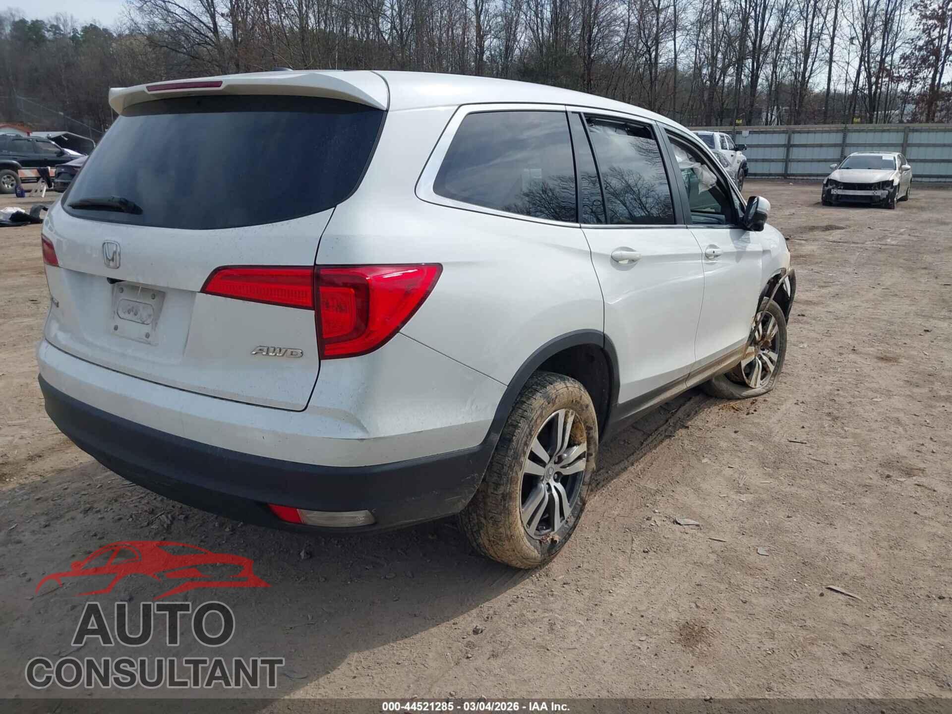 HONDA PILOT 2016 - 5FNYF6H84GB083376