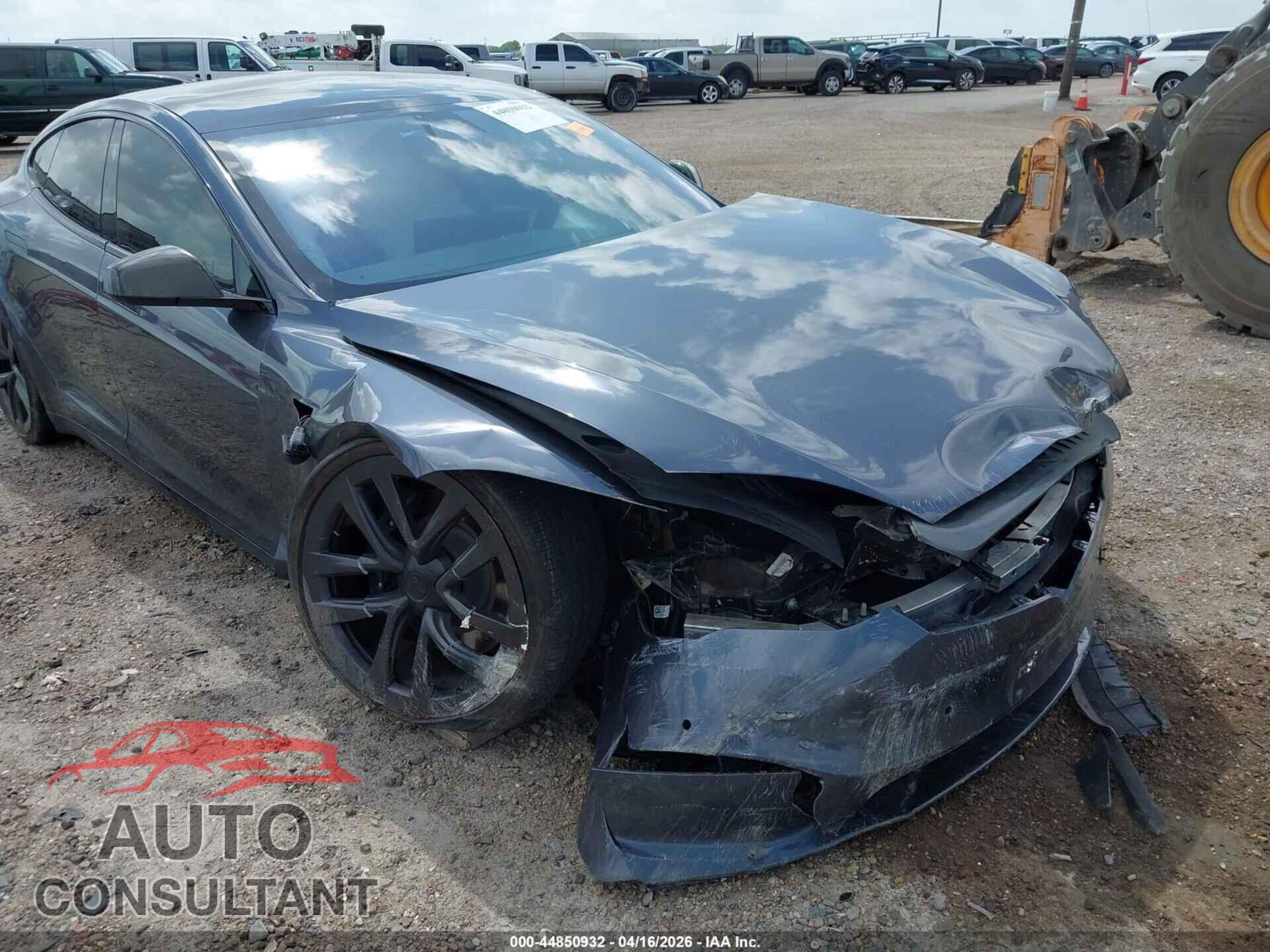 TESLA MODEL S 2022 - 5YJSA1E57NF488193