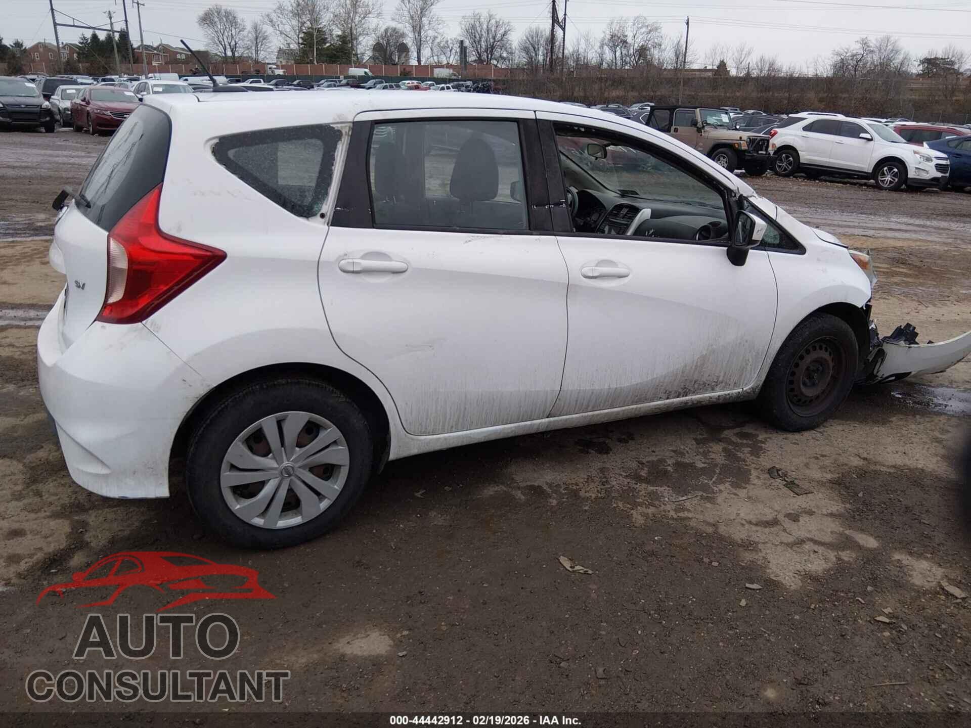 NISSAN VERSA NOTE 2017 - 3N1CE2CP3HL363915