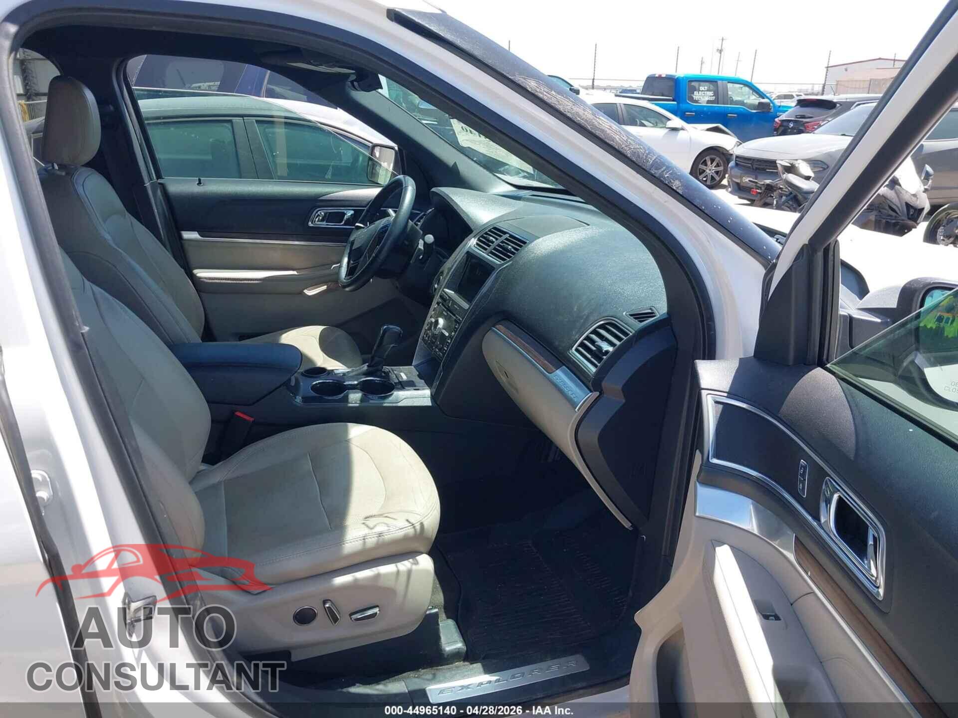 FORD EXPLORER 2018 - 1FM5K7F84JGB88757
