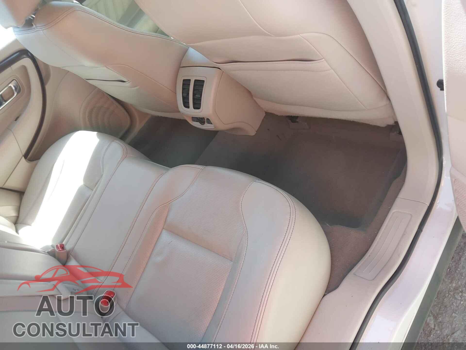 FORD TAURUS 2010 - 1FAHP2FW4AG161908
