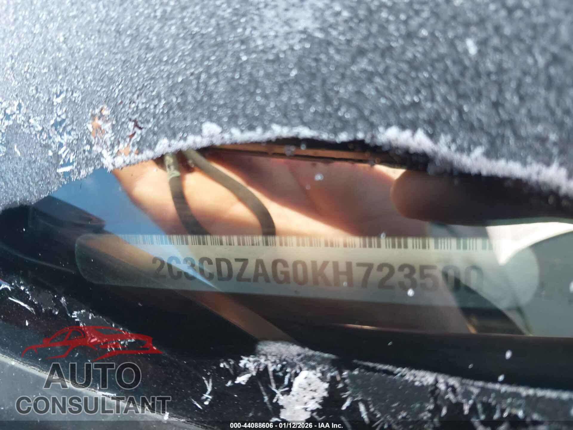 DODGE CHALLENGER 2019 - 2C3CDZAG0KH723500