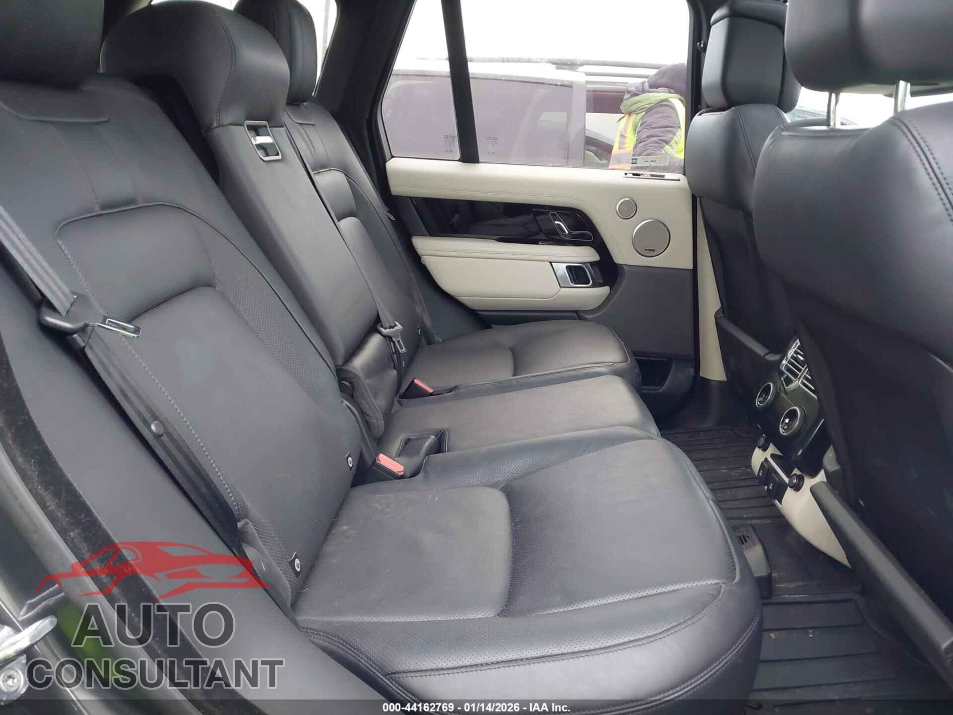 LAND ROVER RANGE ROVER 2019 - SALGS2SV0KA525708