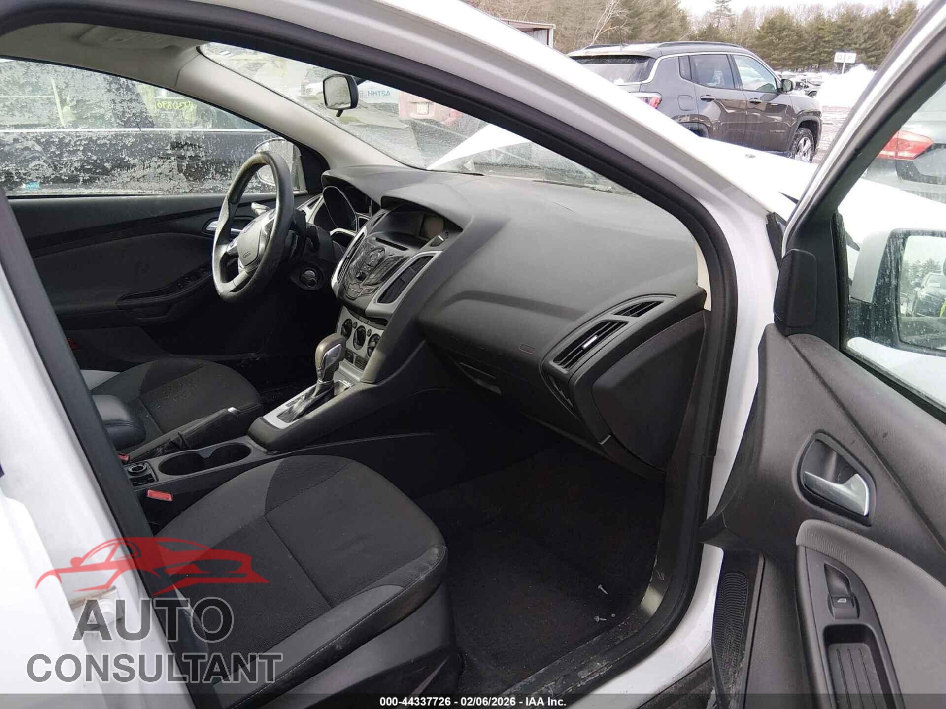 FORD FOCUS 2012 - 1FAHP3F27CL344152