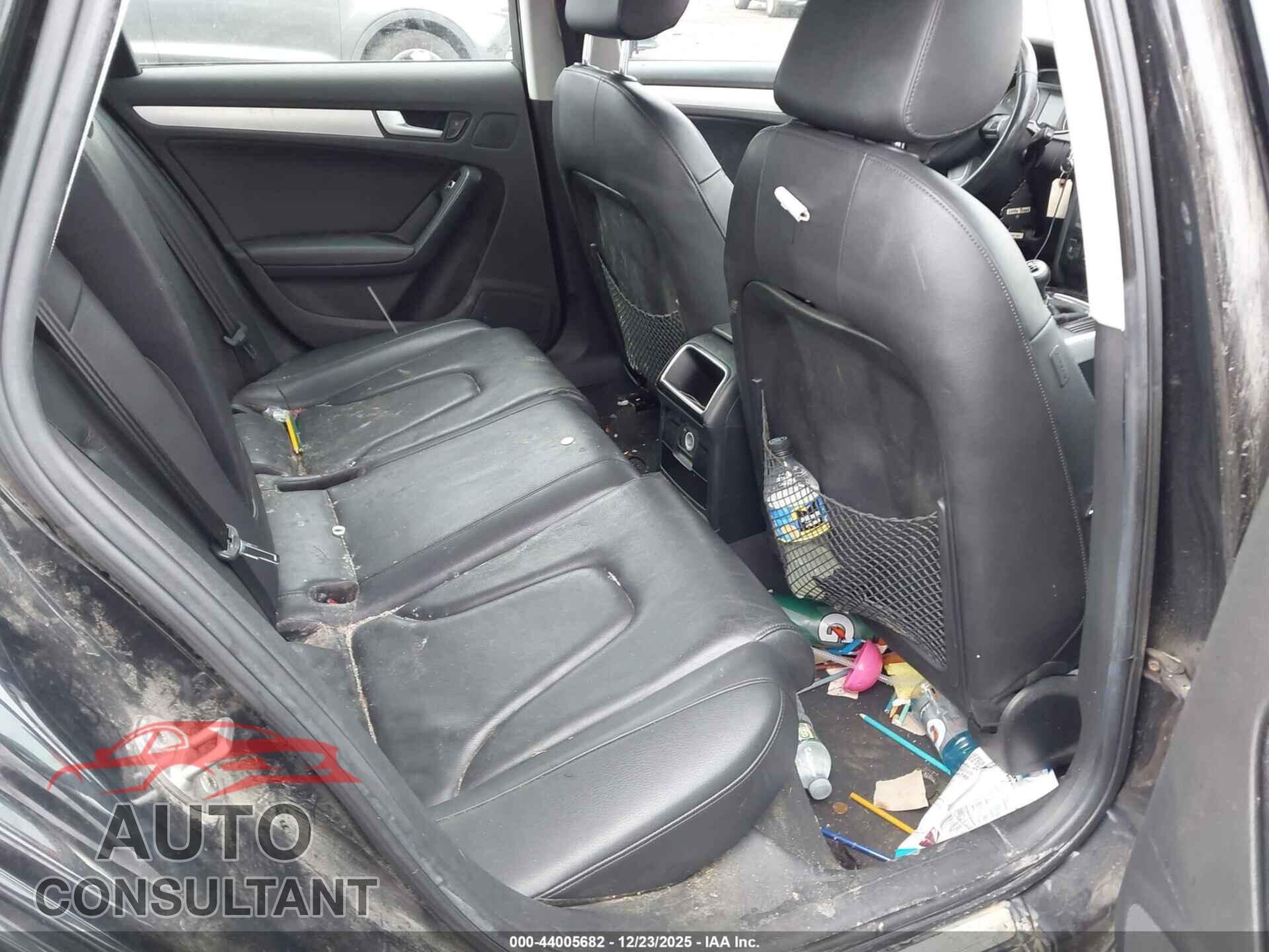 AUDI A4 2013 - WAUDFAFL2DN018335