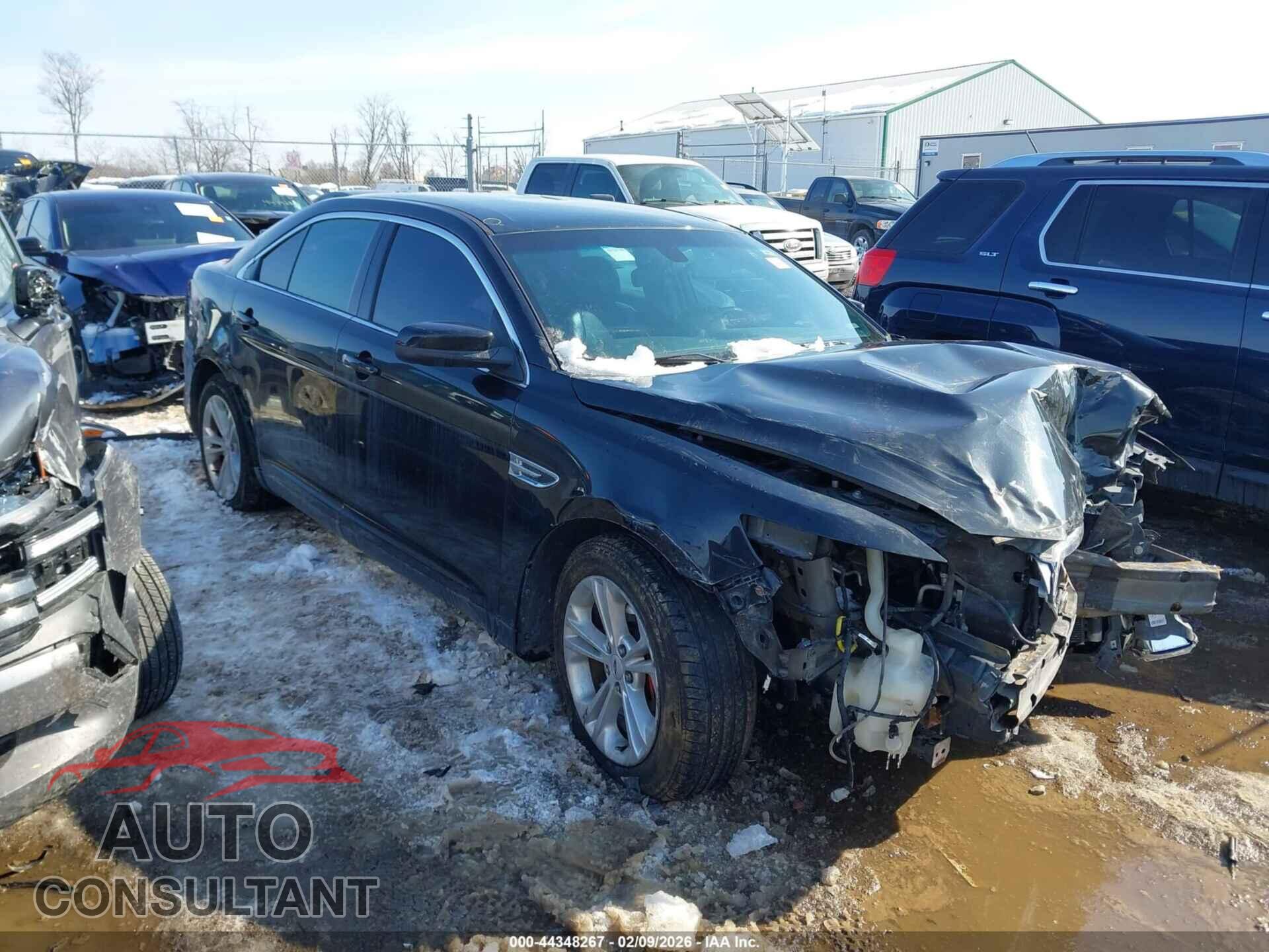 FORD TAURUS 2013 - 1FAHP2E81DG120997