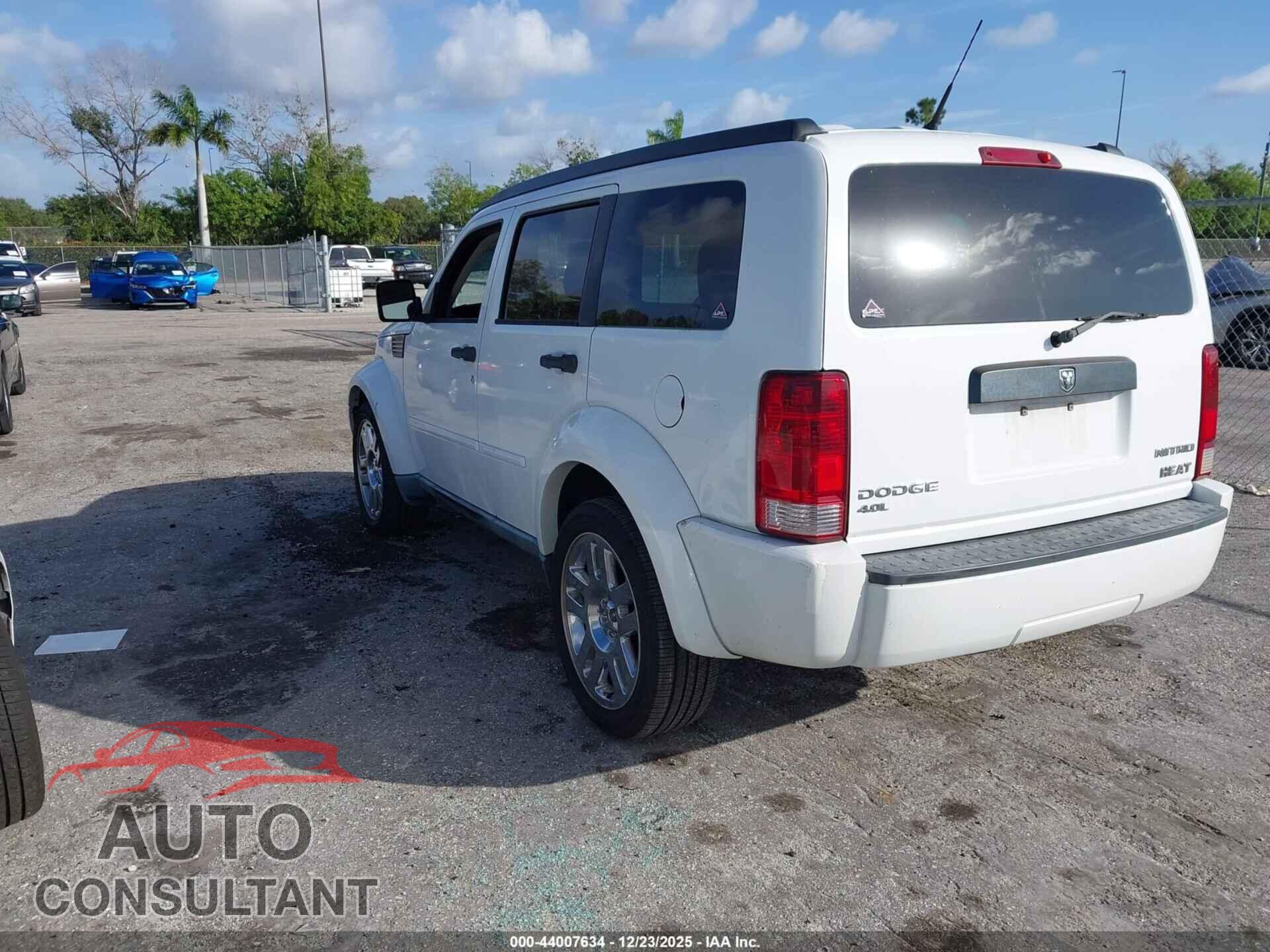 DODGE NITRO 2011 - 1D4PT4GX8BW512284