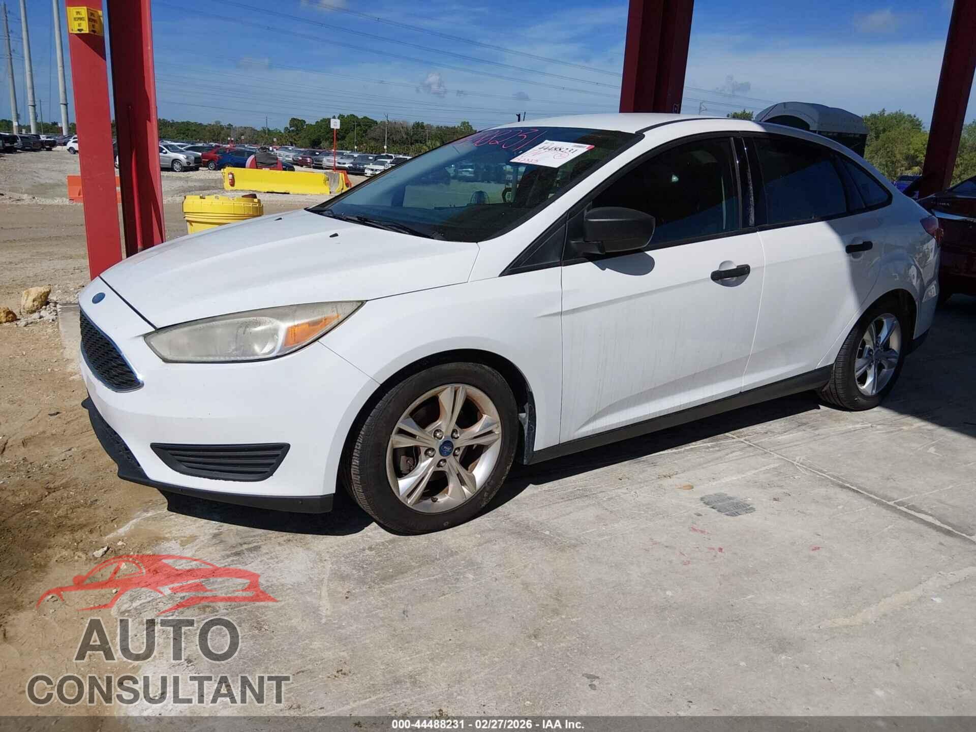 FORD FOCUS 2016 - 1FADP3E20GL339364