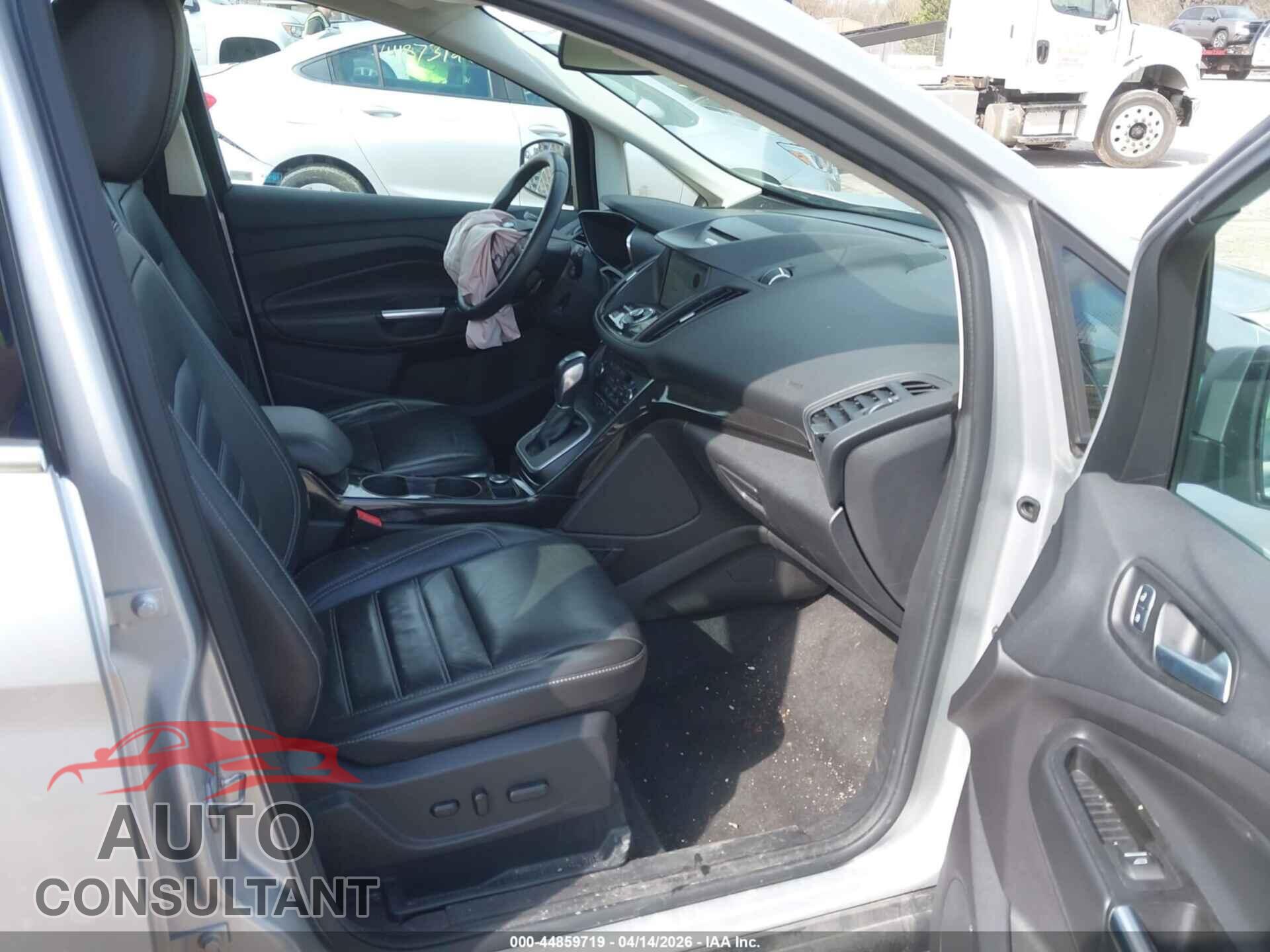 FORD C-MAX ENERGI 2017 - 1FADP5FU3HL110447