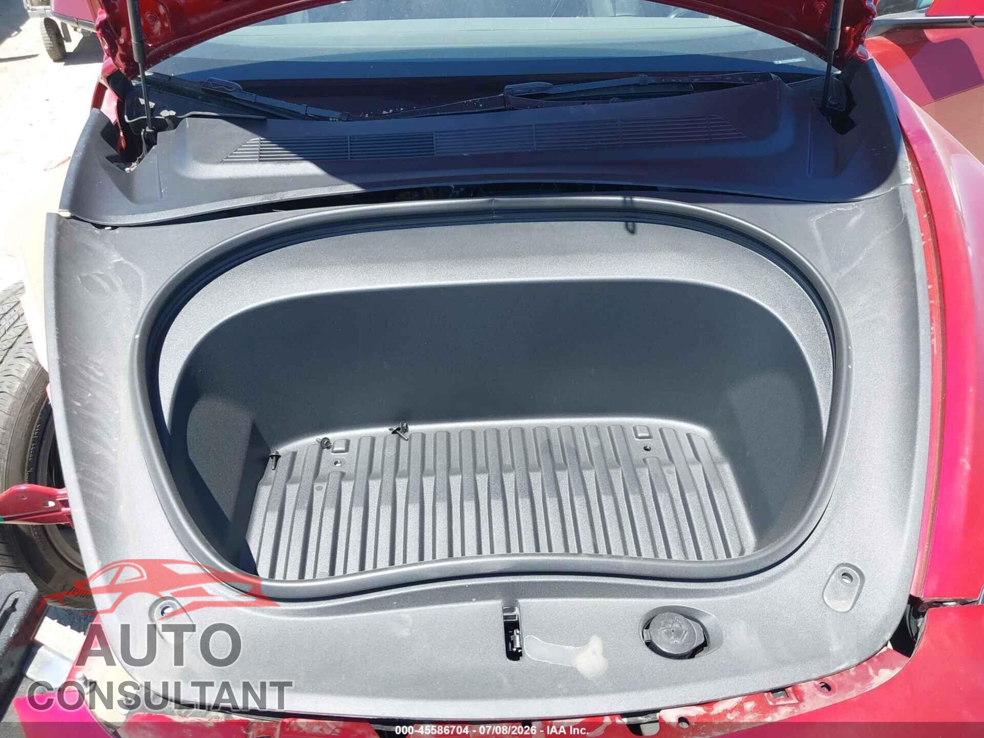 TESLA MODEL 3 2026 - 5YJ3E1EA2TF154608