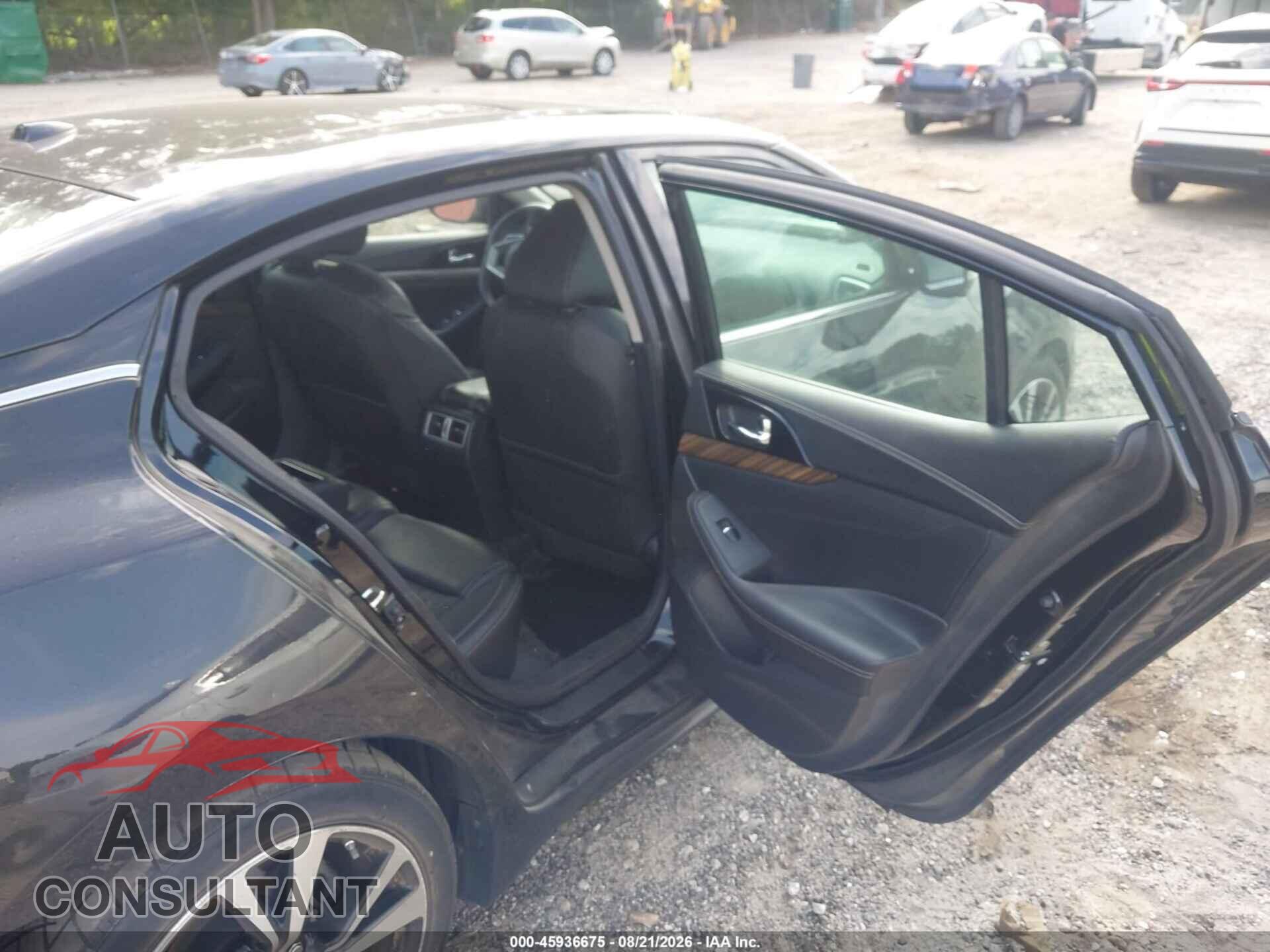 NISSAN MAXIMA 2017 - 1N4AA6AP1HC447744
