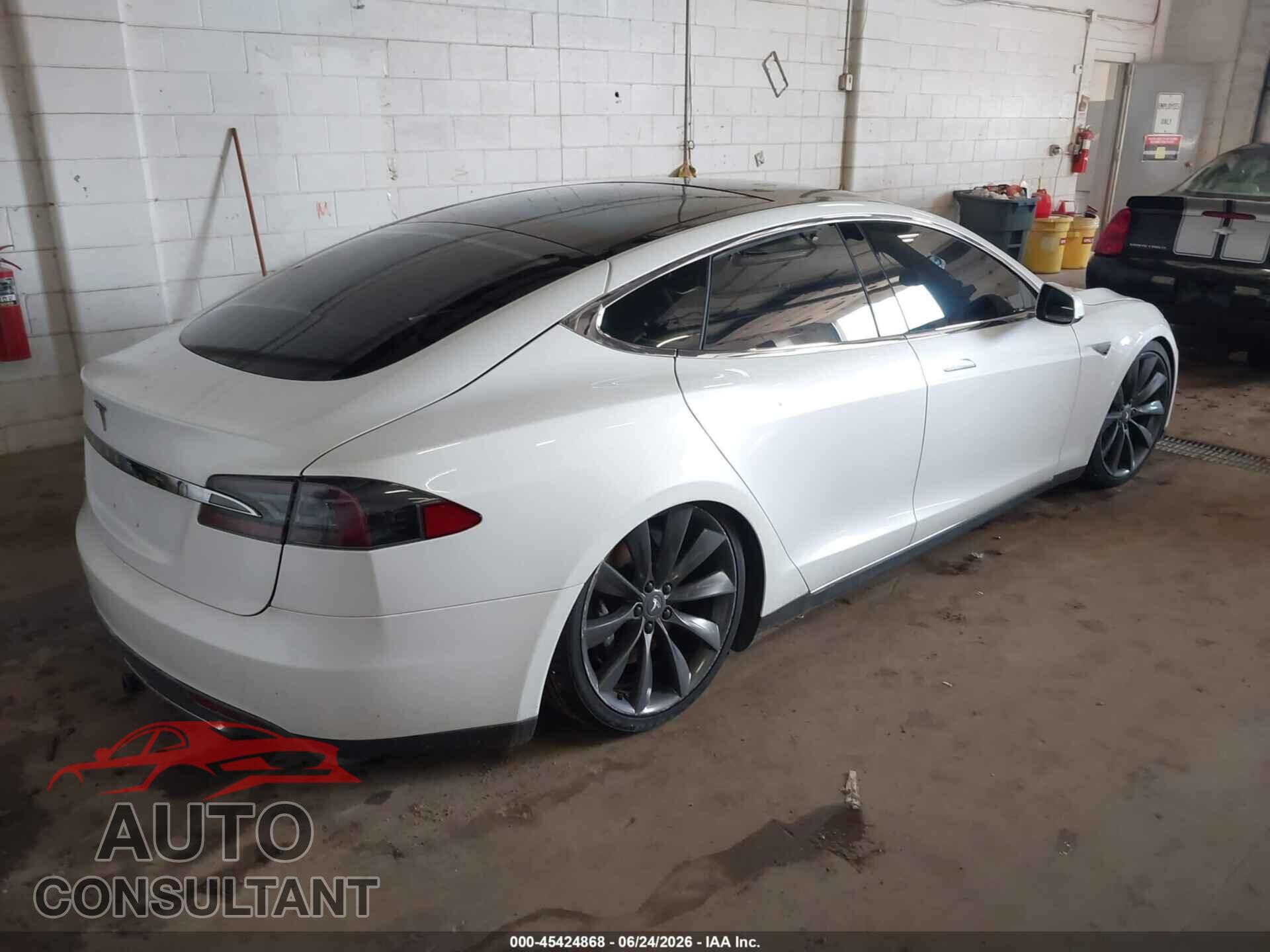 TESLA MODEL S 2012 - 5YJSA1CPXCFP01820