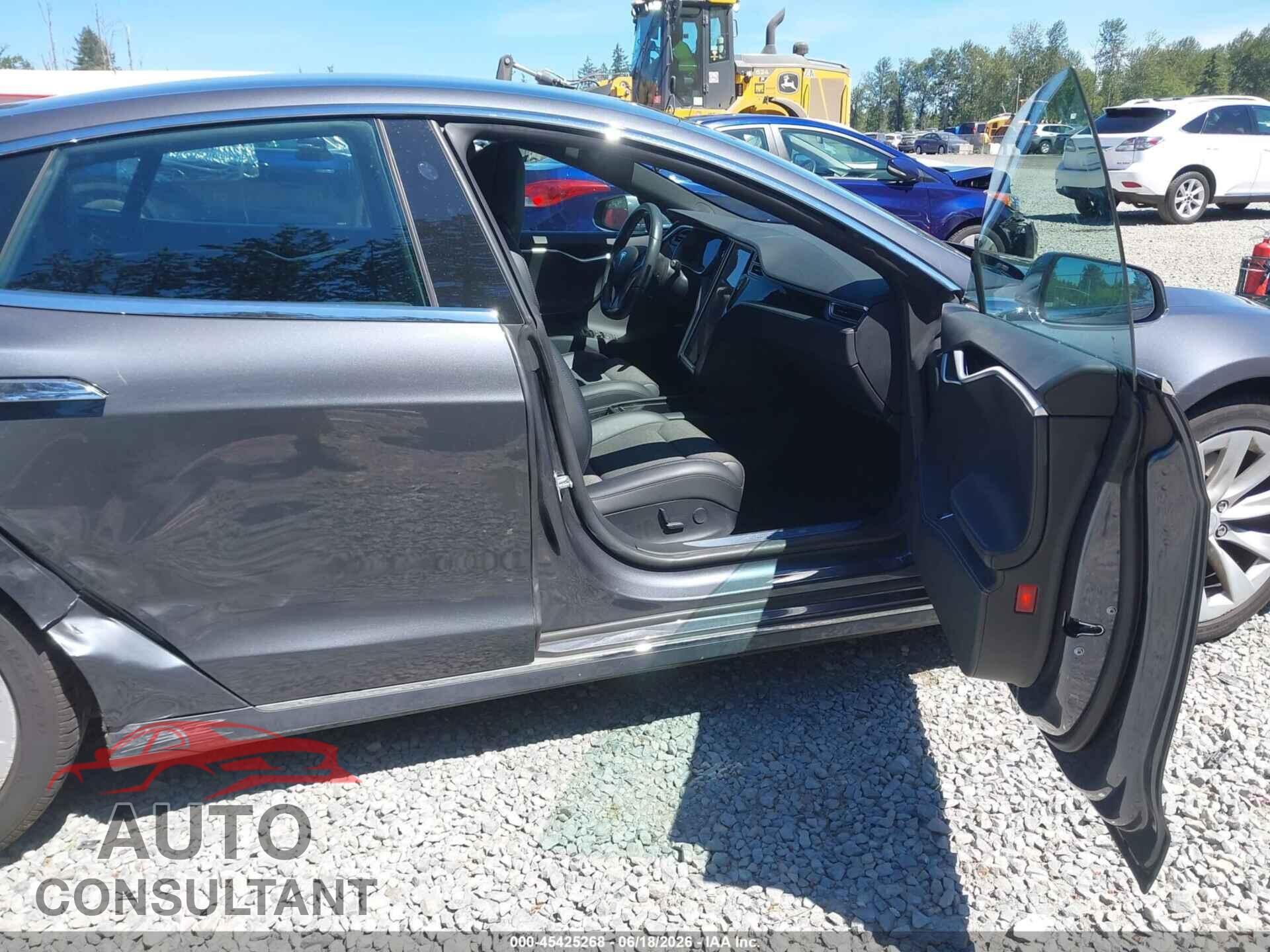 TESLA MODEL S 2017 - 5YJSA1E25HF231057